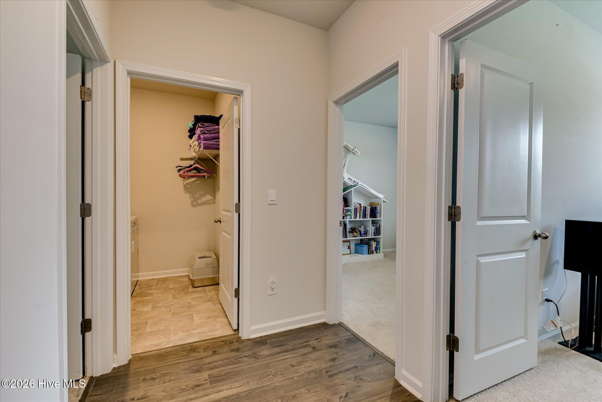 7106 Sideboard Crossing Property Photo 24