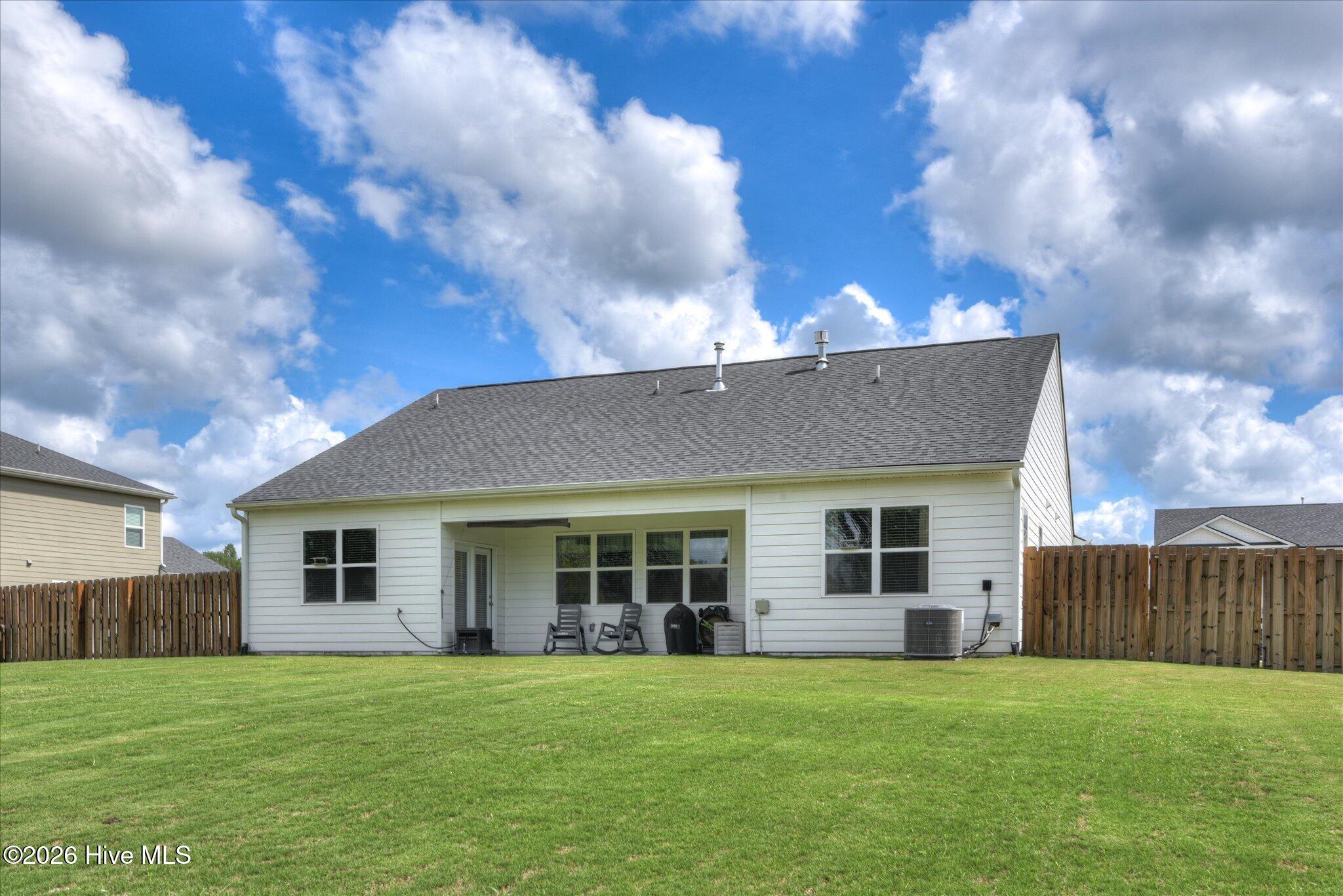 7106 Sideboard Crossing Property Photo 35