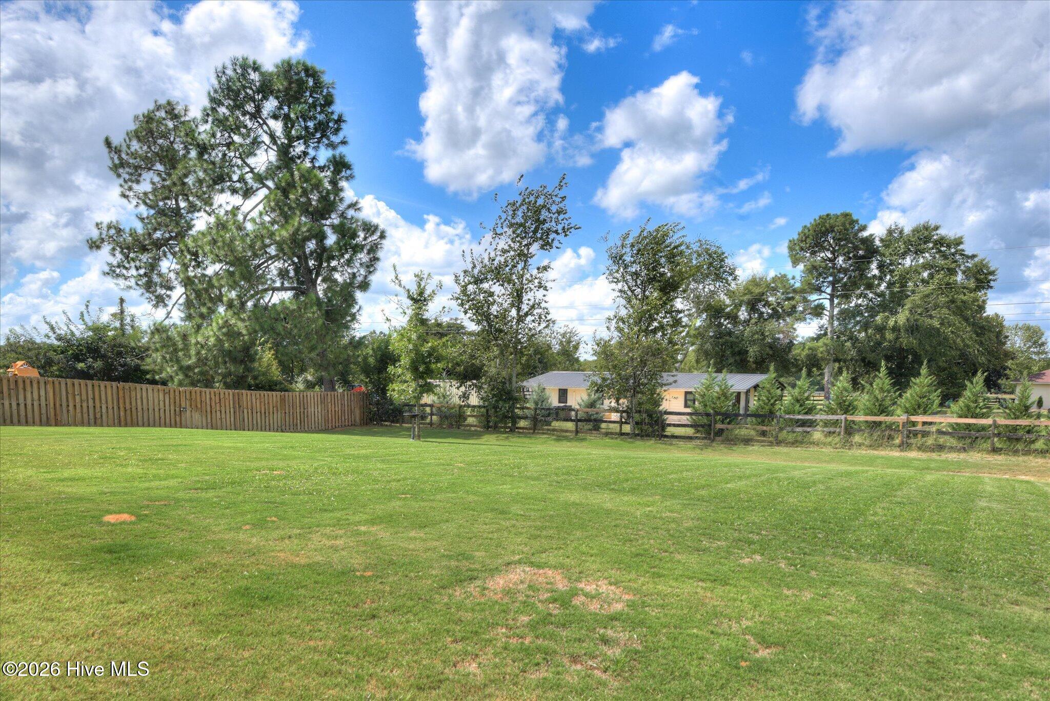 7106 Sideboard Crossing Property Photo 37