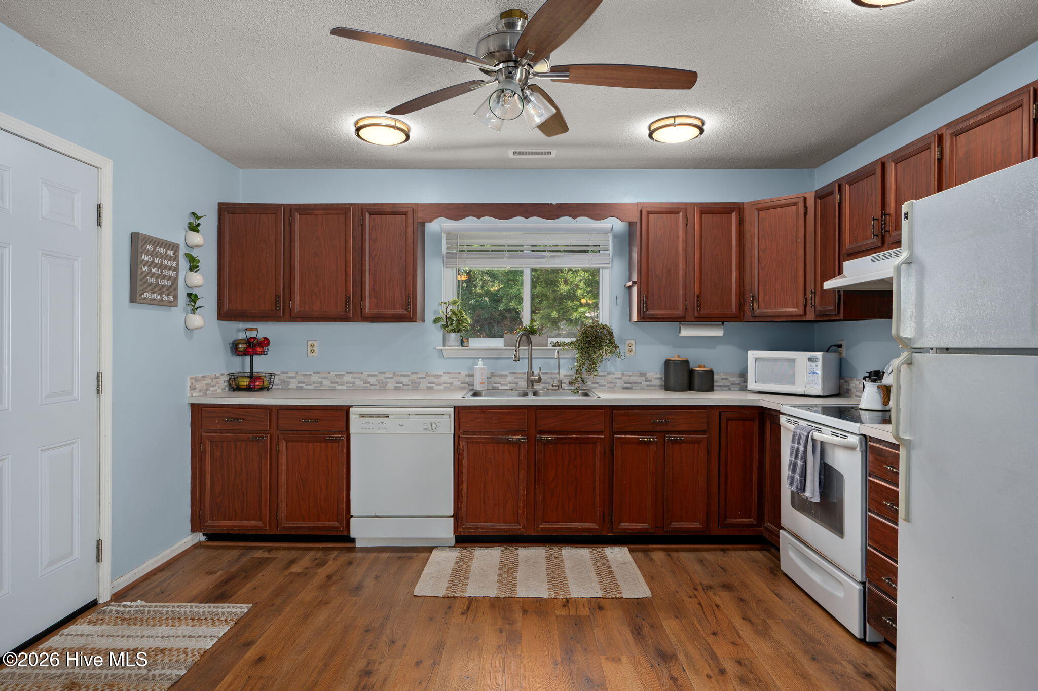 118 Colleton Lane Property Photo 13