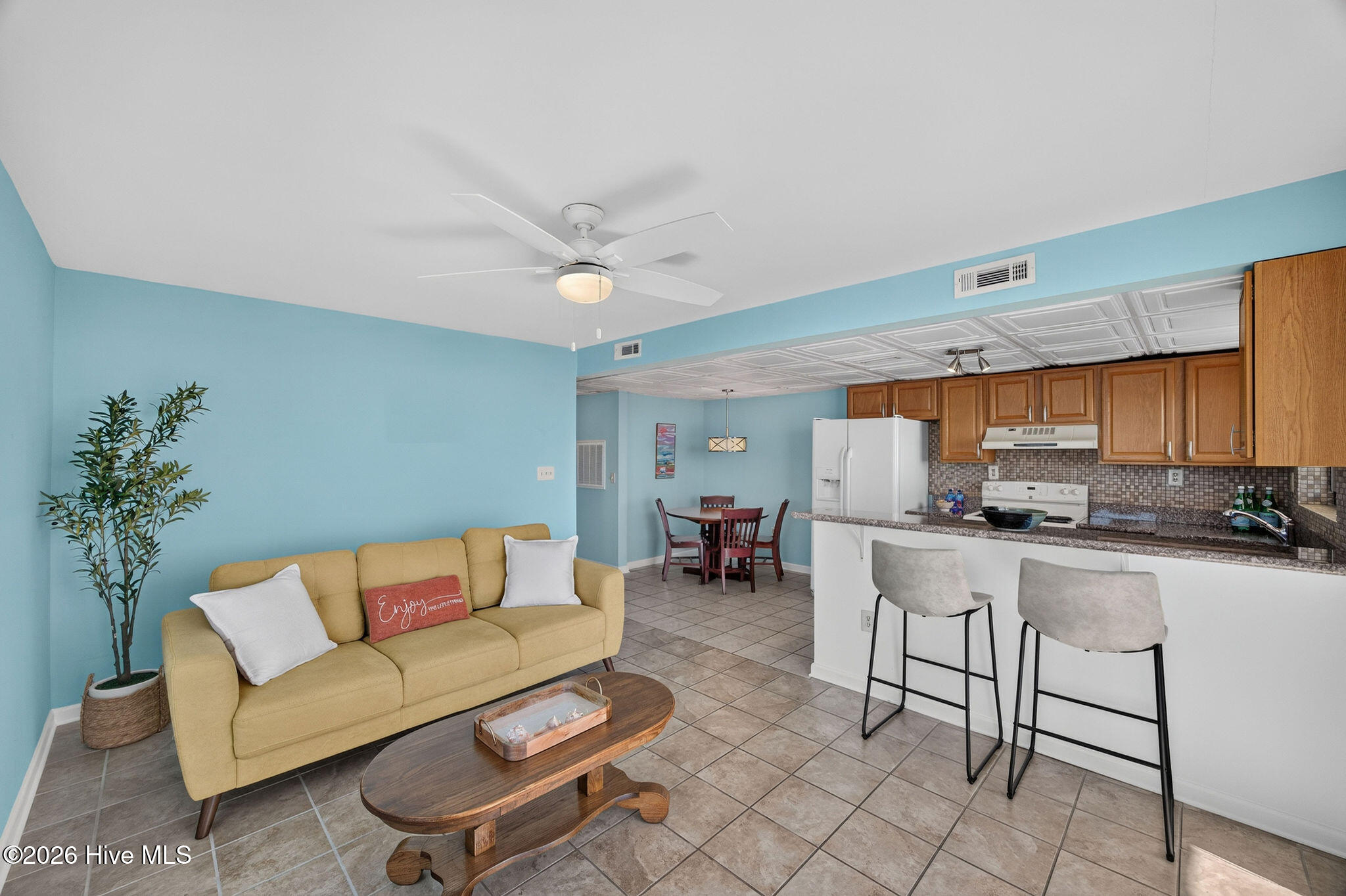901 S Lake Park Boulevard 307 Property Photo 7