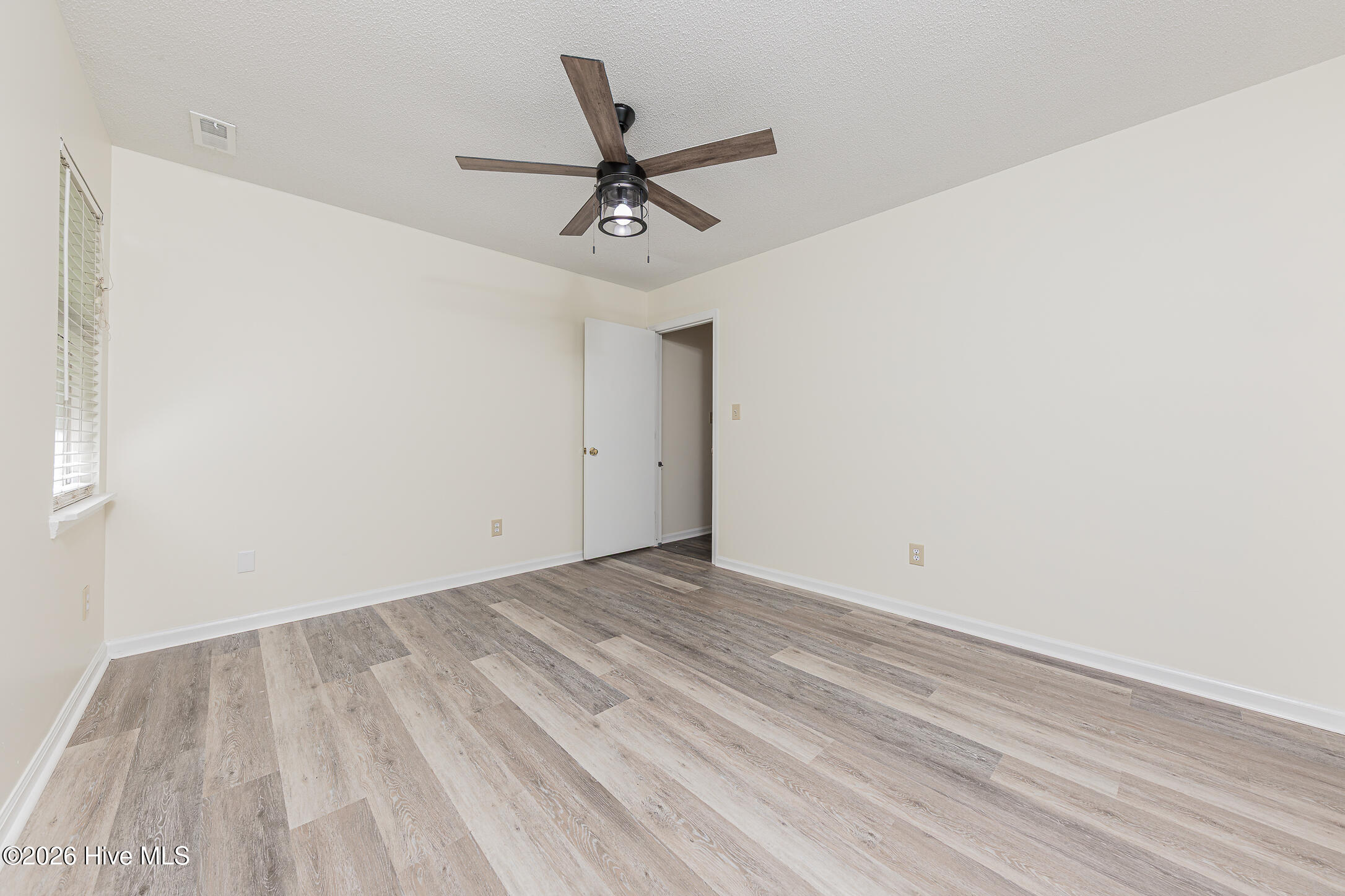 506 Sarah Court Property Photo 22