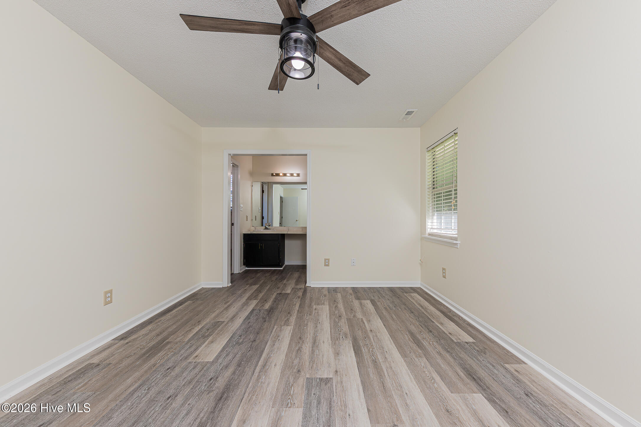 506 Sarah Court Property Photo 24