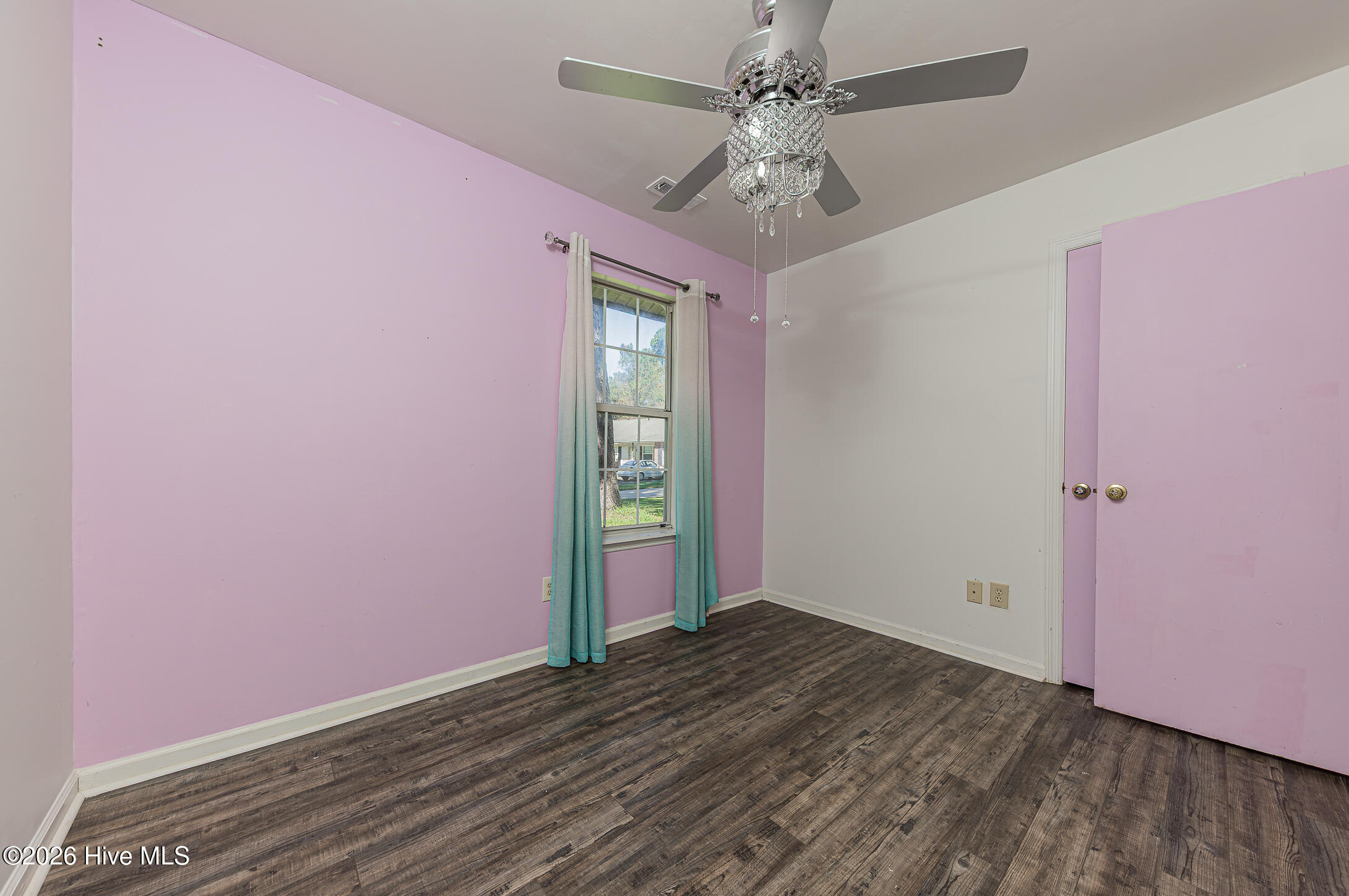 506 Sarah Court Property Photo 29