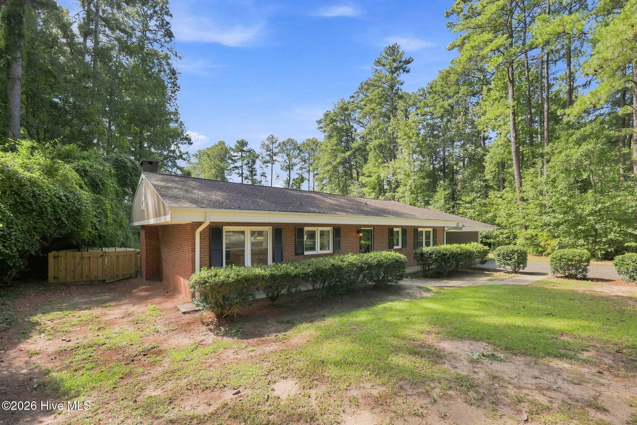 117 Lakeview Drive Property Photo 3
