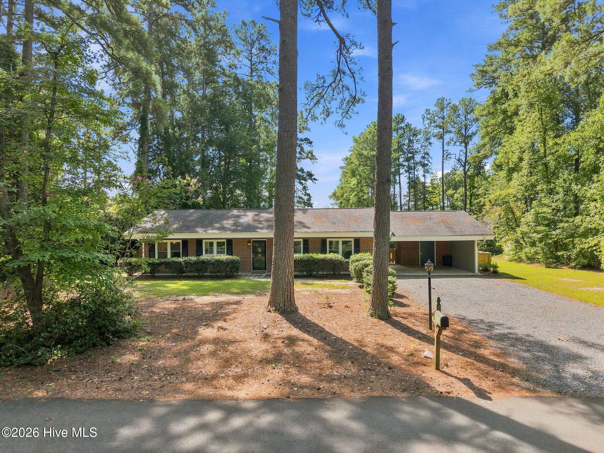 117 Lakeview Drive Property Photo 4