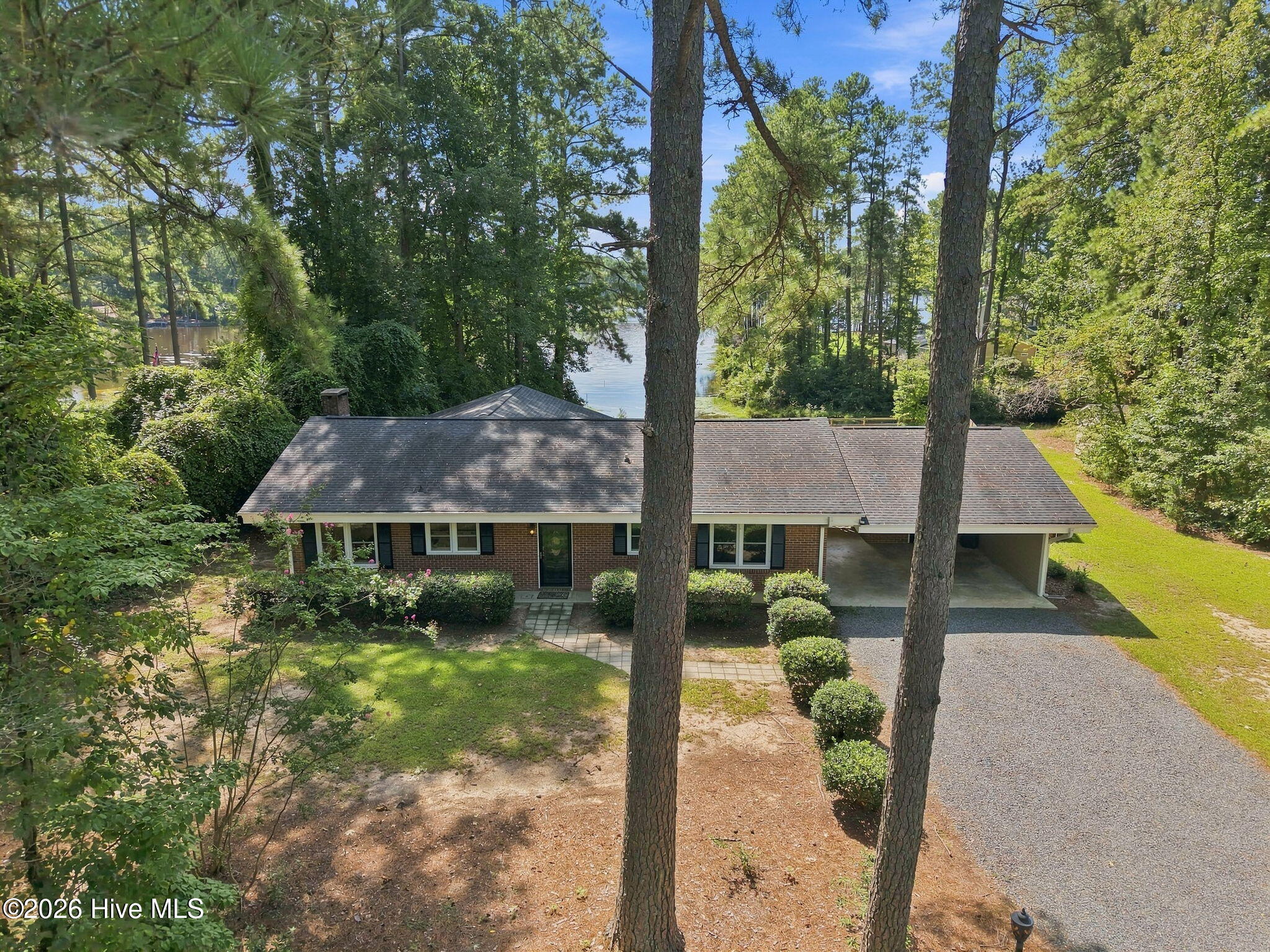 117 Lakeview Drive Property Photo 6
