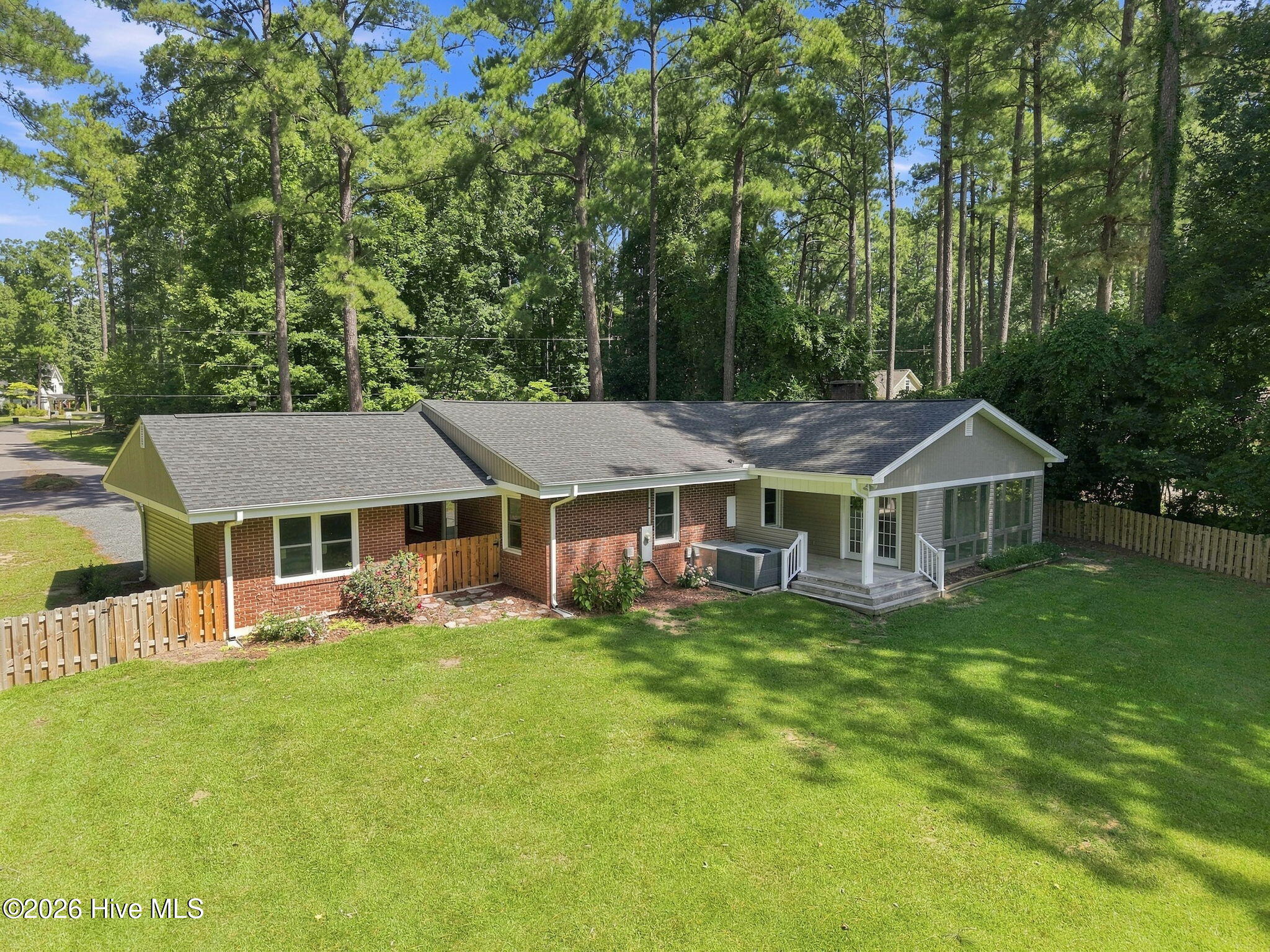 117 Lakeview Drive Property Photo 24