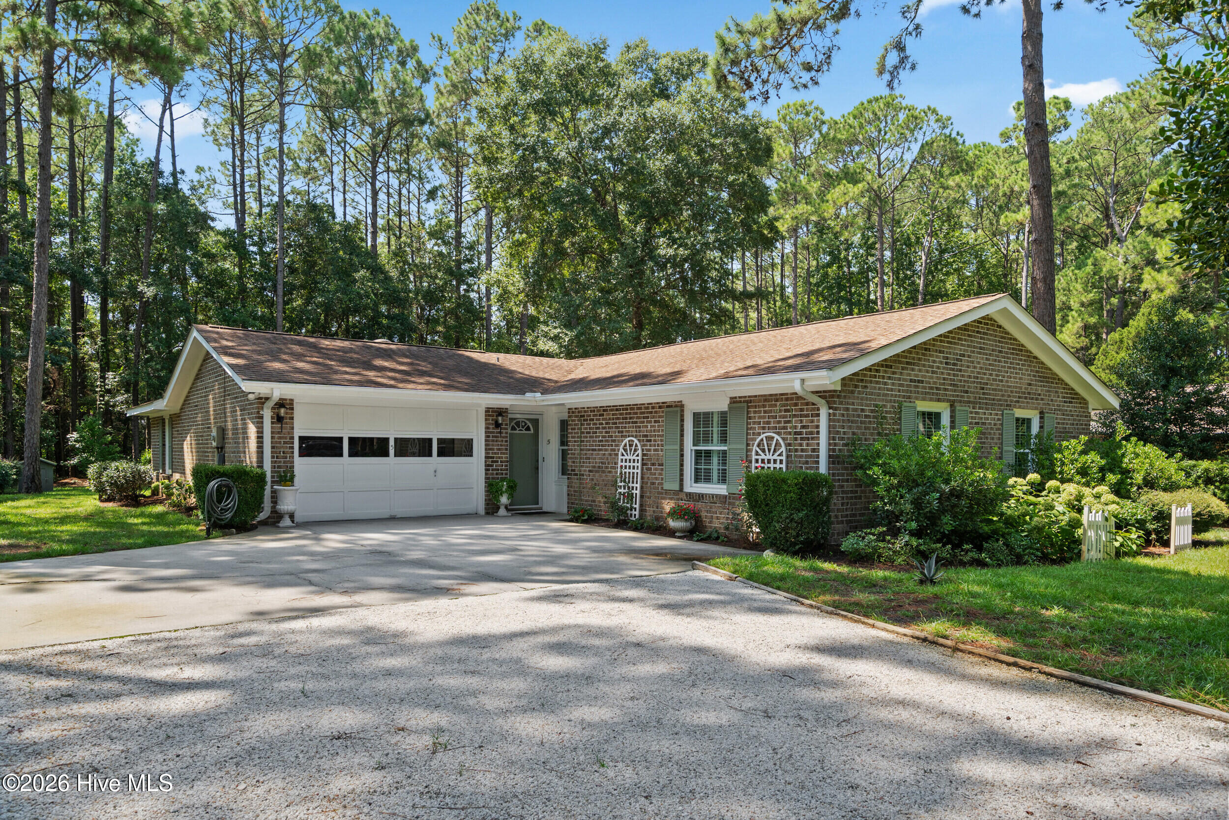 5 E Pine Court Property Photo 2