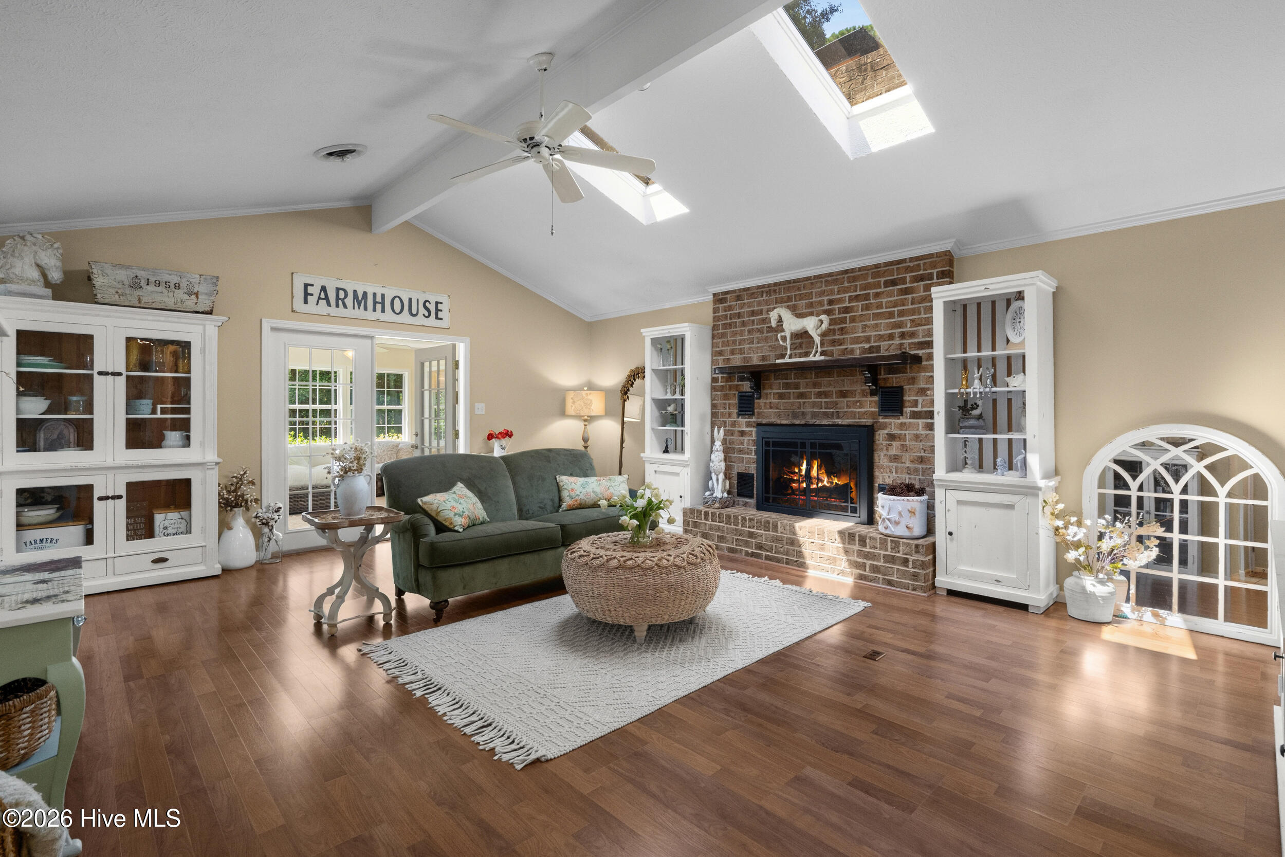 5 E Pine Court Property Photo 4