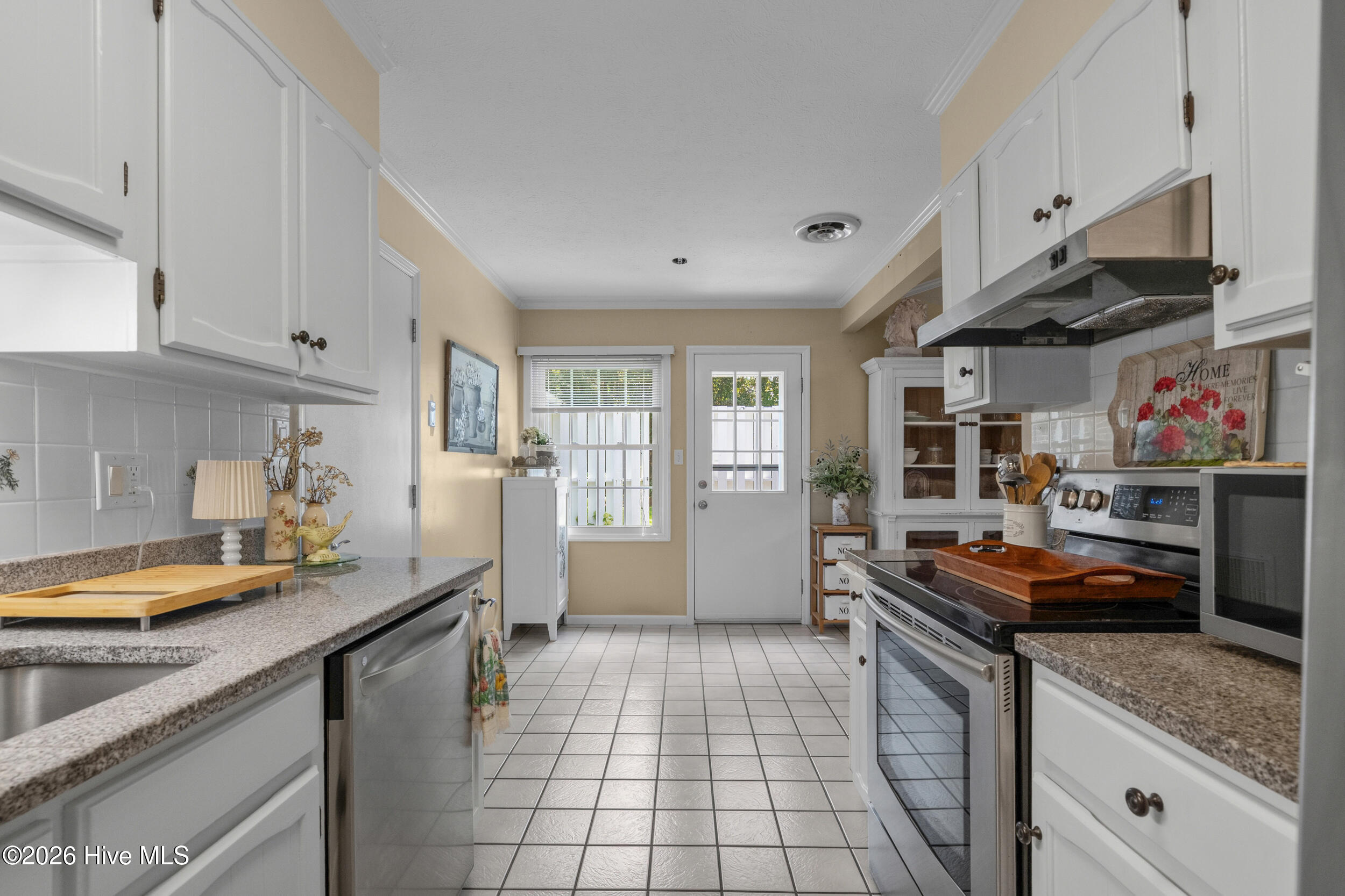 5 E Pine Court Property Photo 13
