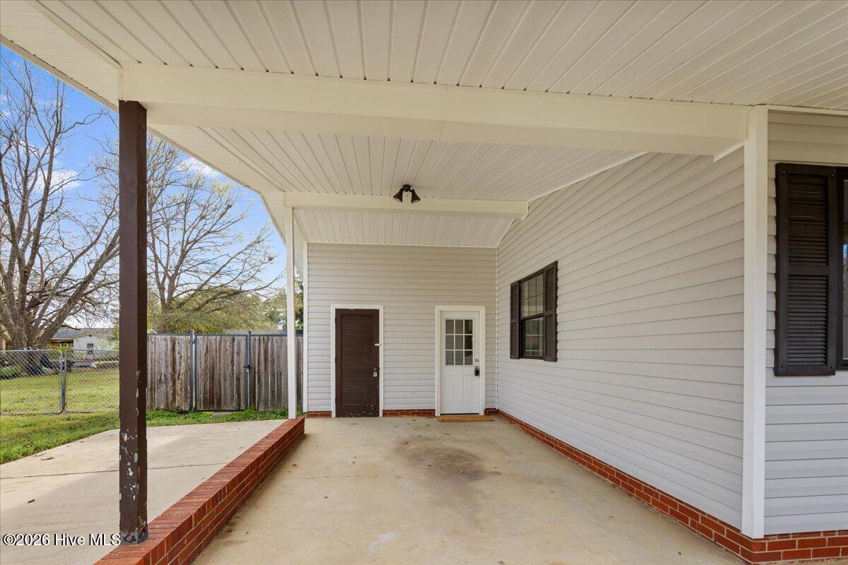 742 Newport Road Property Photo 36