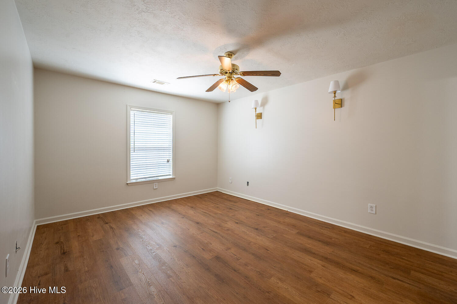 1204 Longpoint Drive Property Photo 10