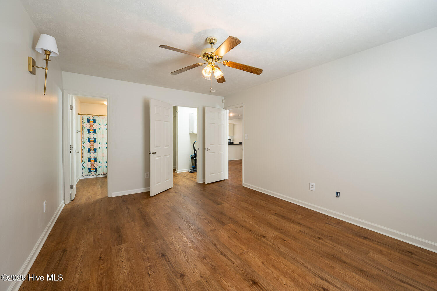 1204 Longpoint Drive Property Photo 11