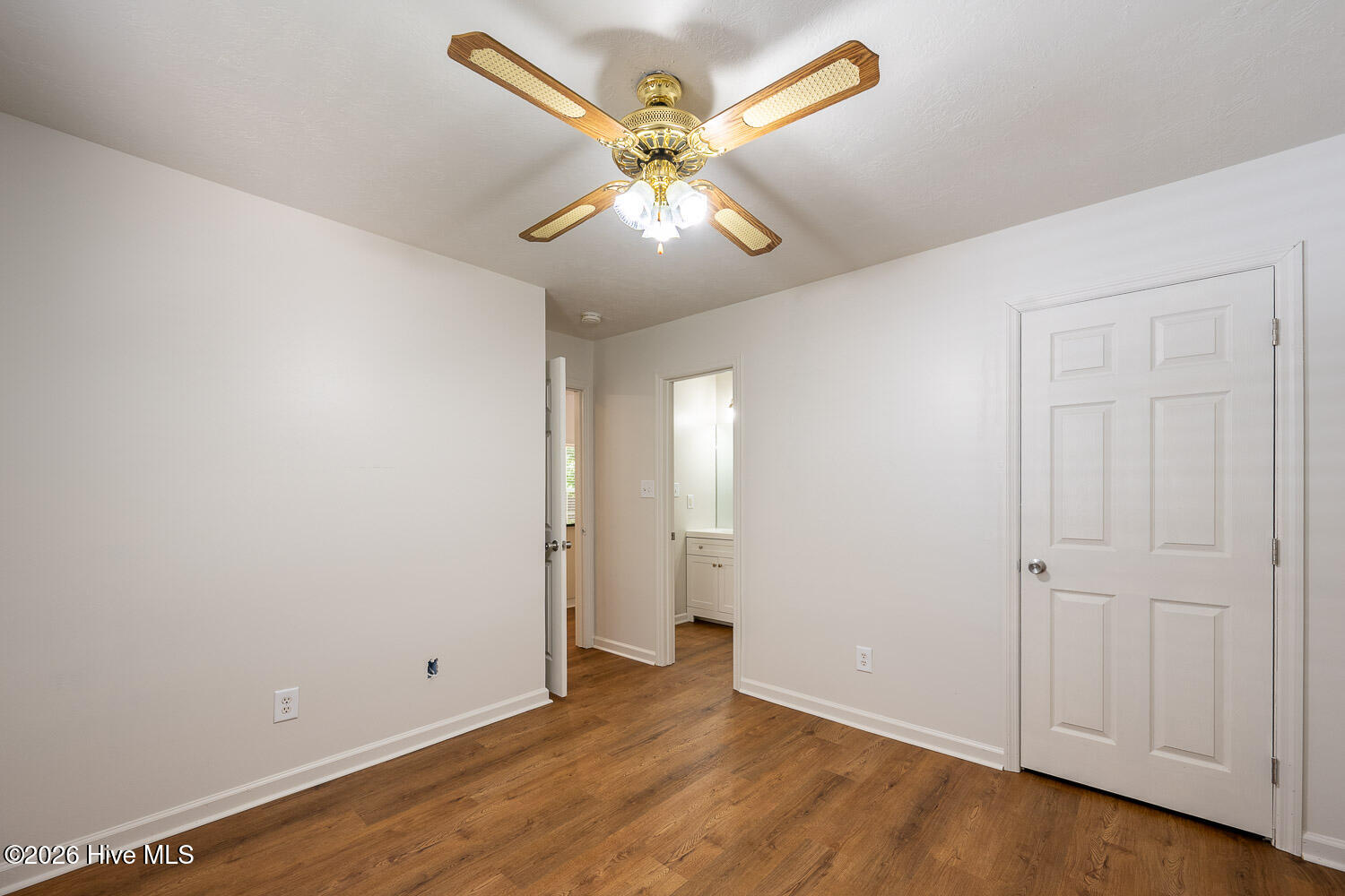 1204 Longpoint Drive Property Photo 15