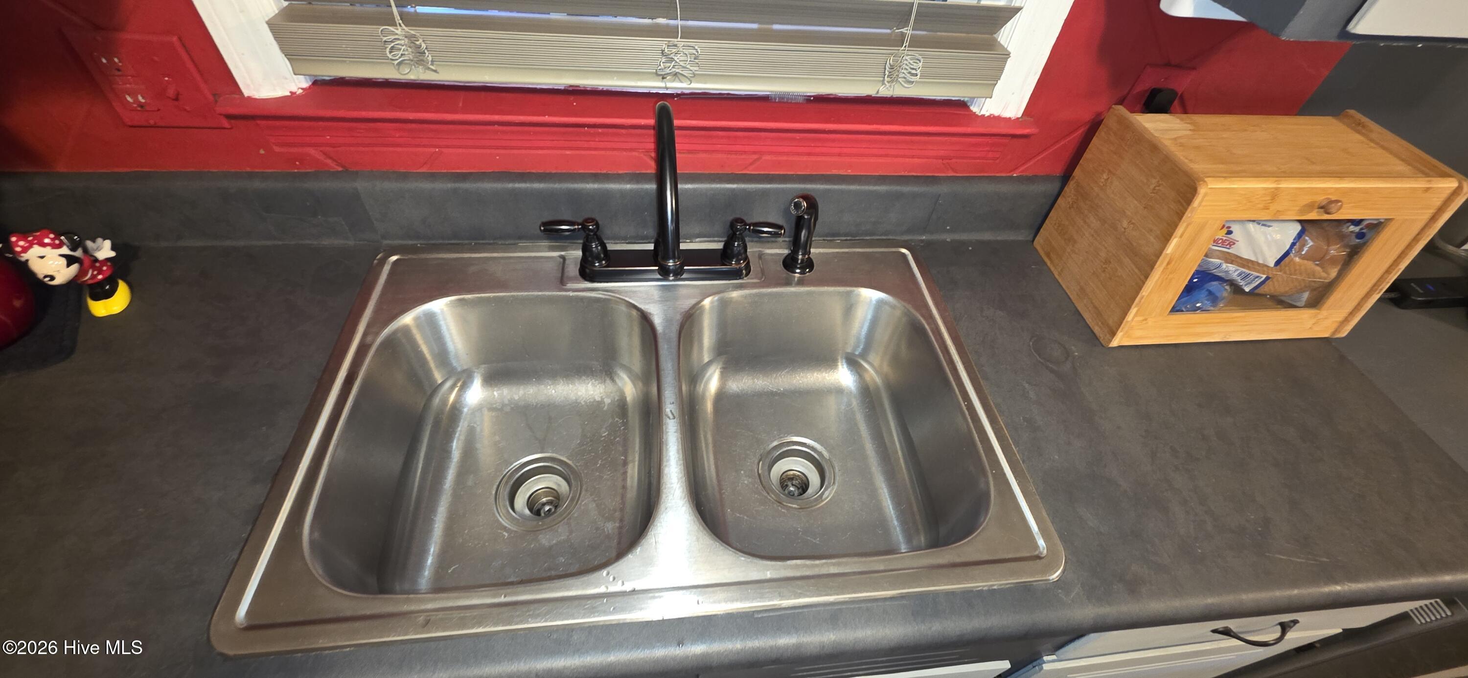 214 Bristol Avenue Property Photo 13