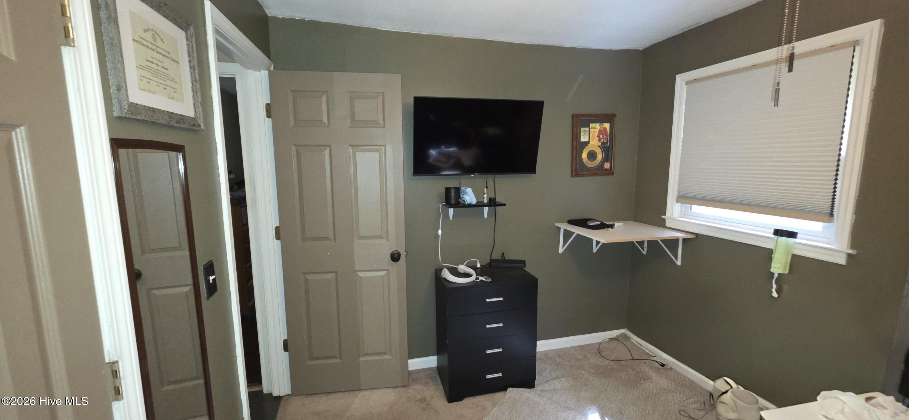 214 Bristol Avenue Property Photo 25