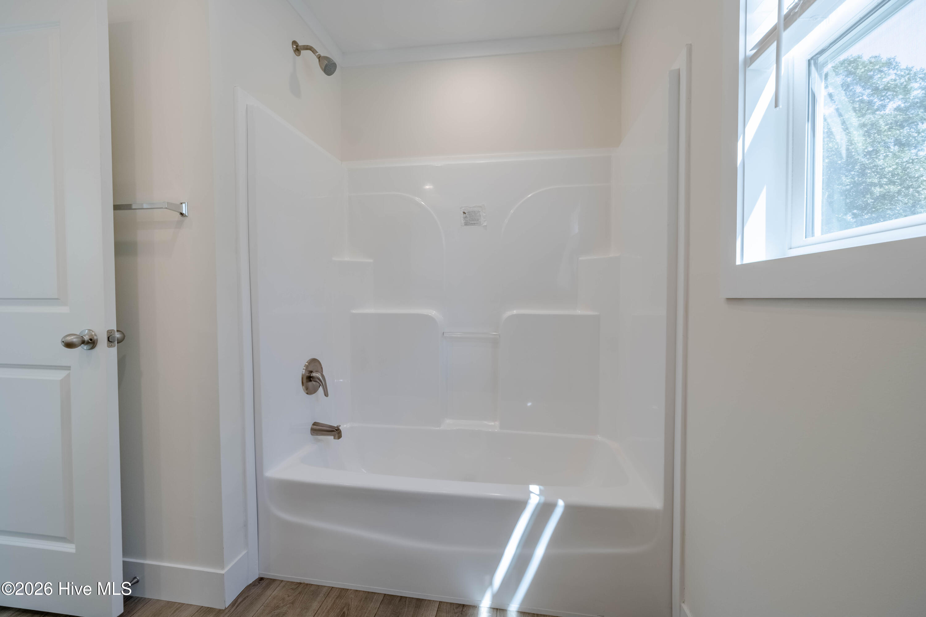 120 Edgewater Lane Property Photo 26