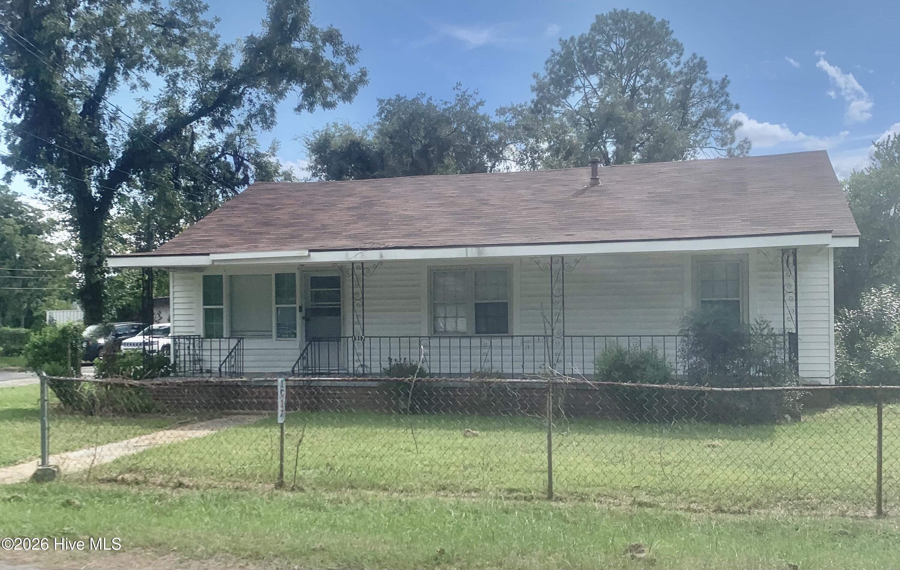 1917 Lazenby Drive Property Photo 1