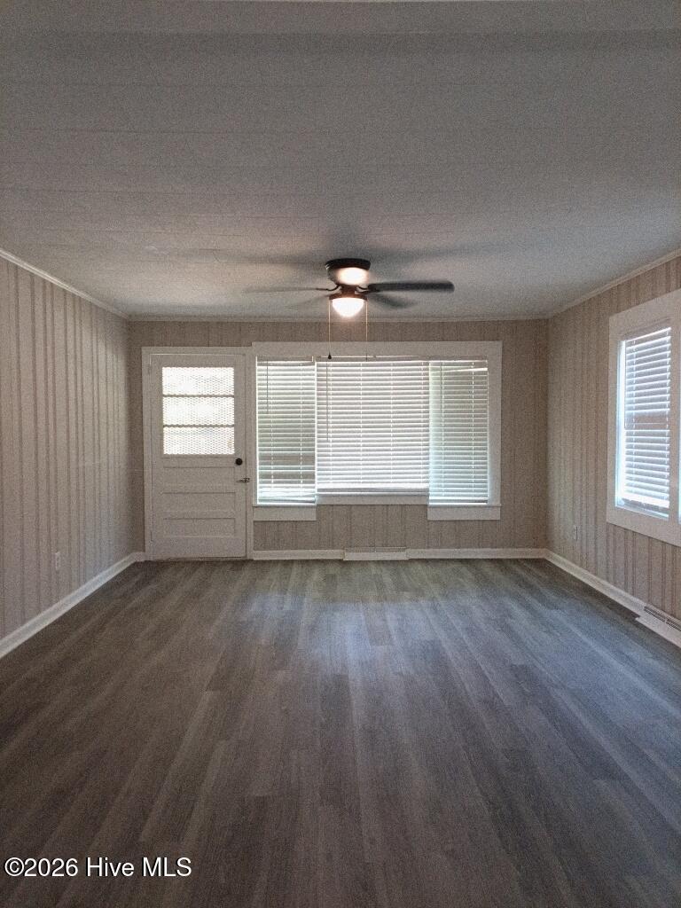 1917 Lazenby Drive Property Photo 8