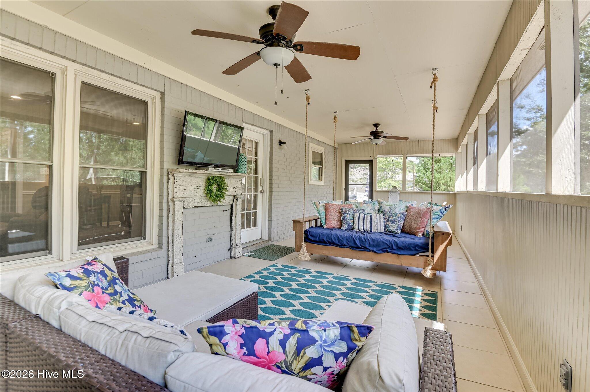 687 Spooner Drive Property Photo 40