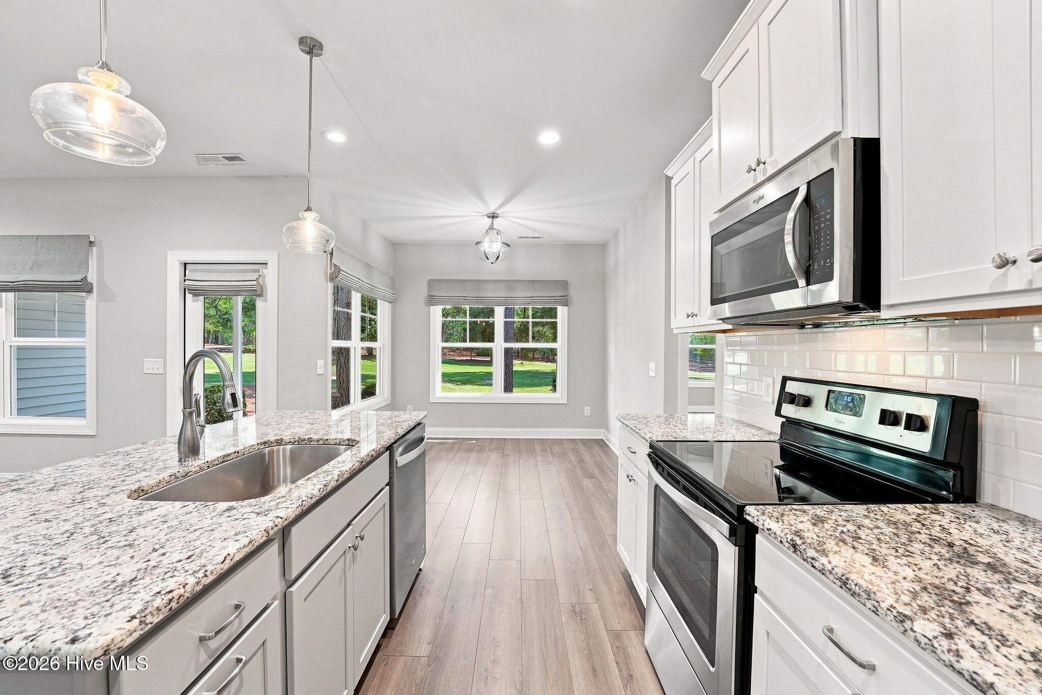 129 Devonshire Avenue W Property Photo 9