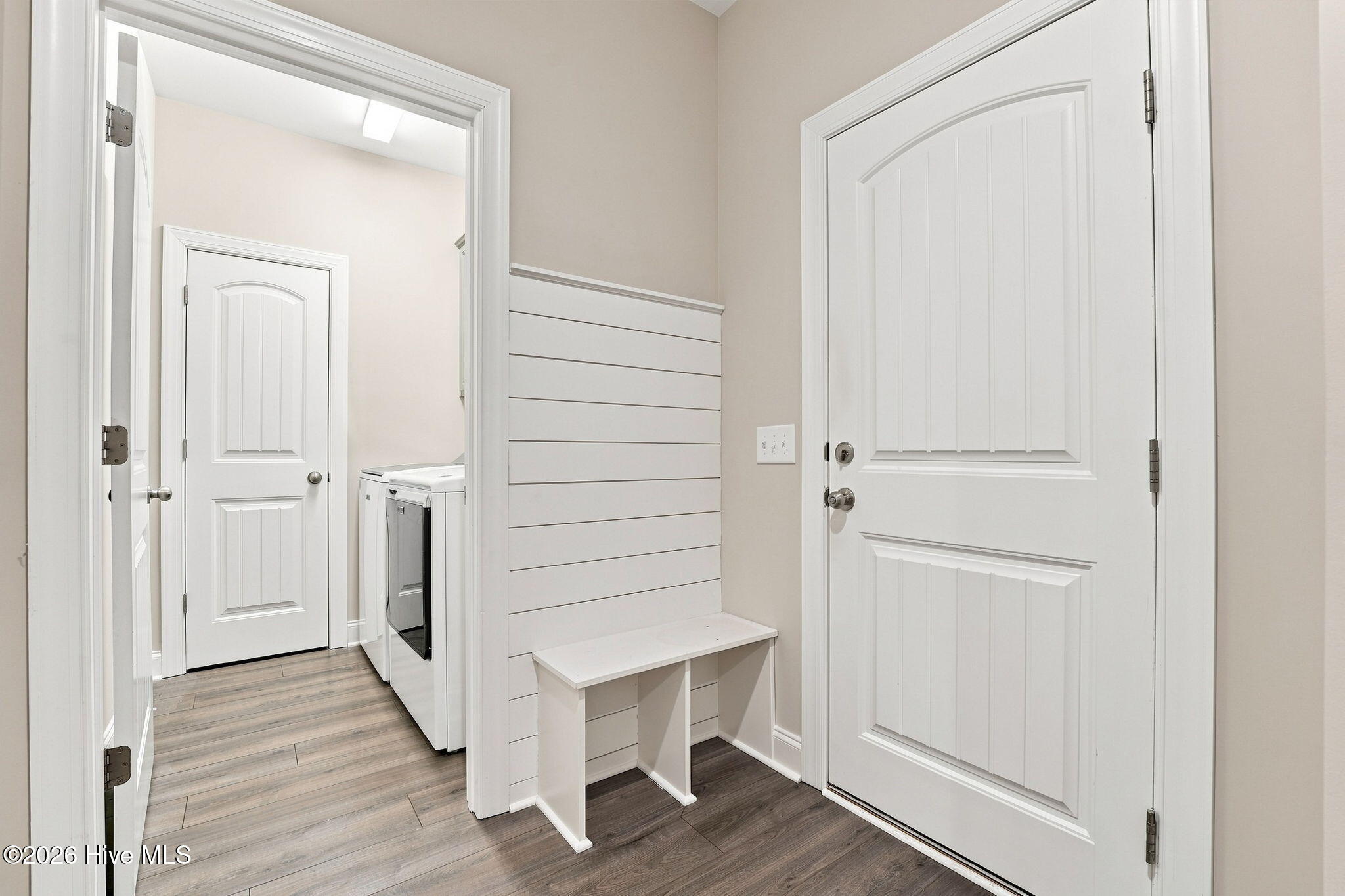 129 Devonshire Avenue W Property Photo 11