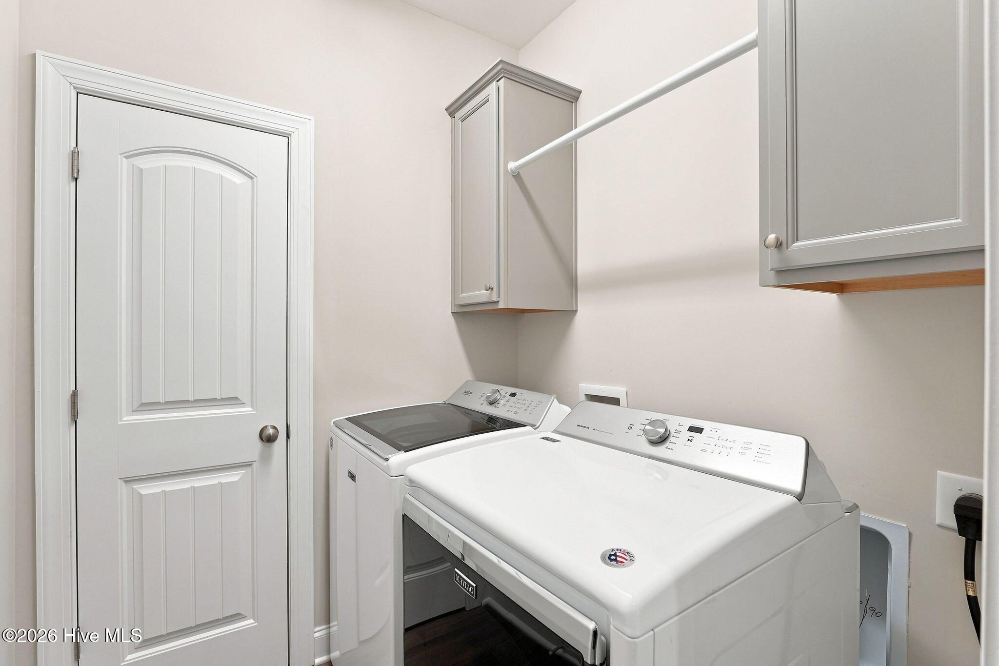 129 Devonshire Avenue W Property Photo 12