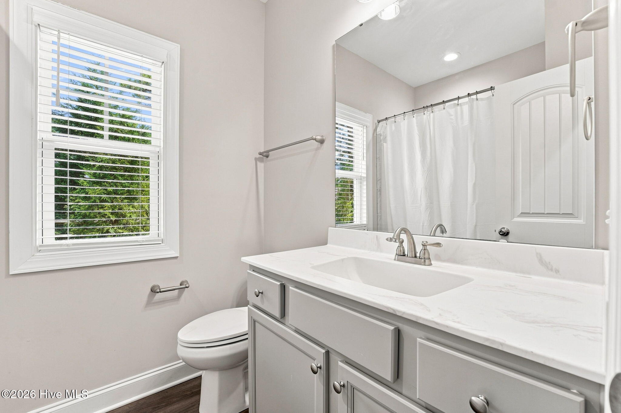 129 Devonshire Avenue W Property Photo 21