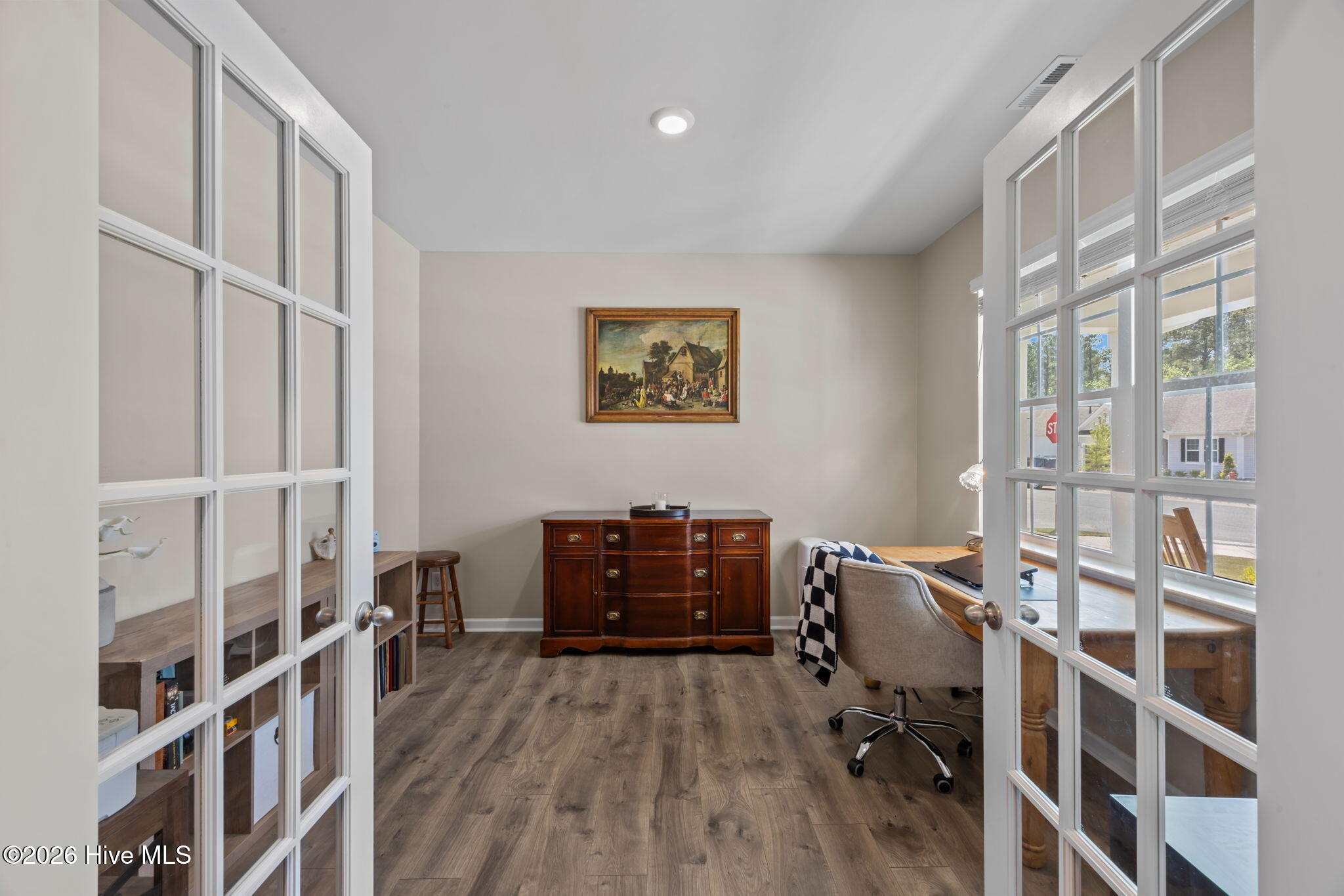 1015 Montford Drive Property Photo 4