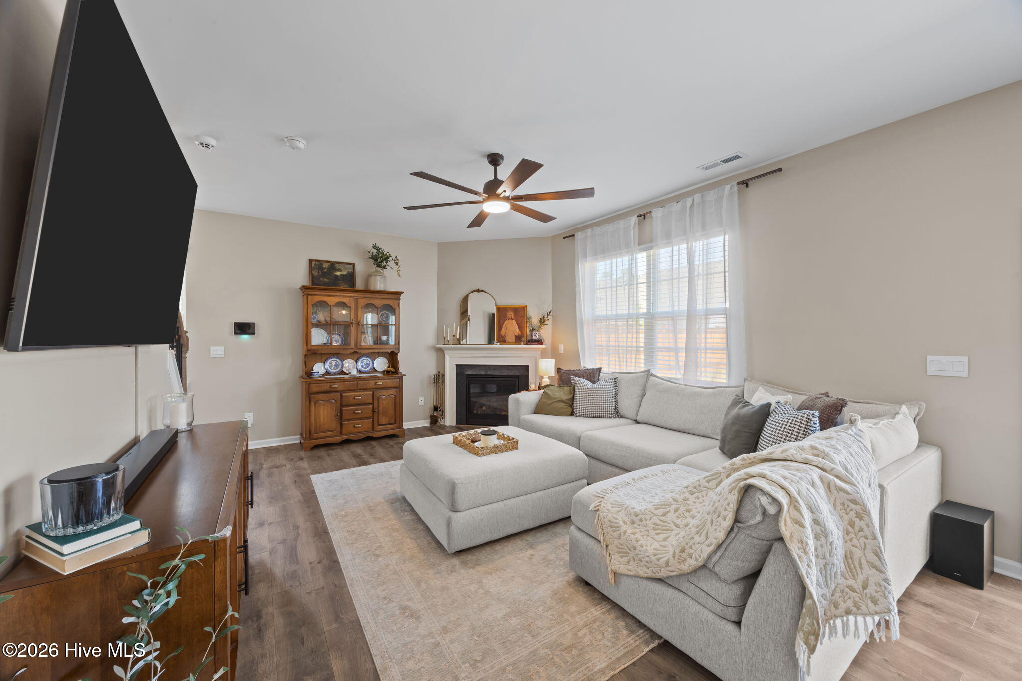 1015 Montford Drive Property Photo 11
