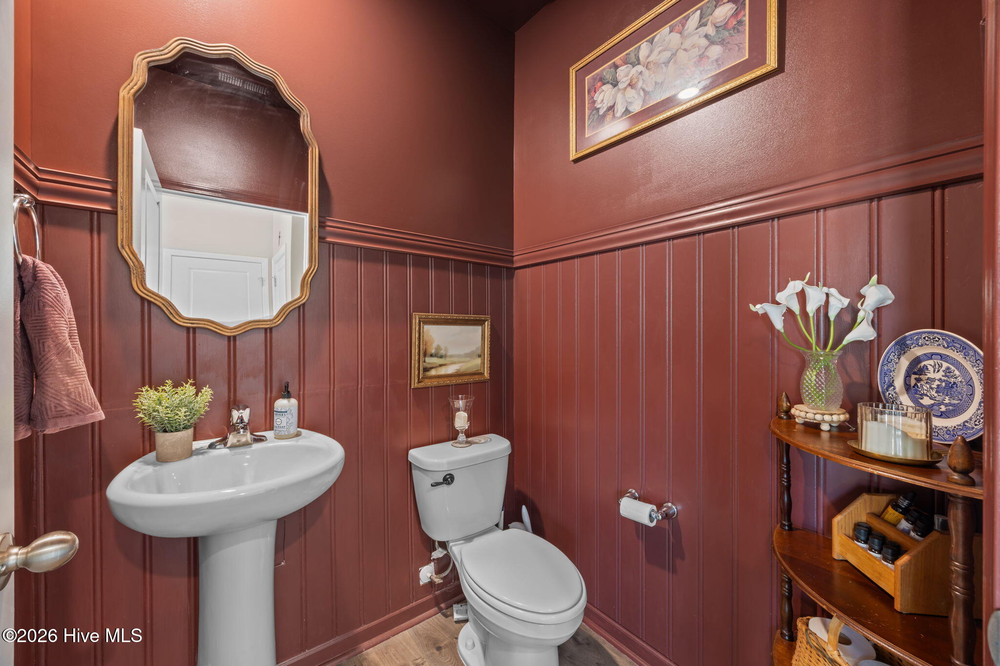 1015 Montford Drive Property Photo 15