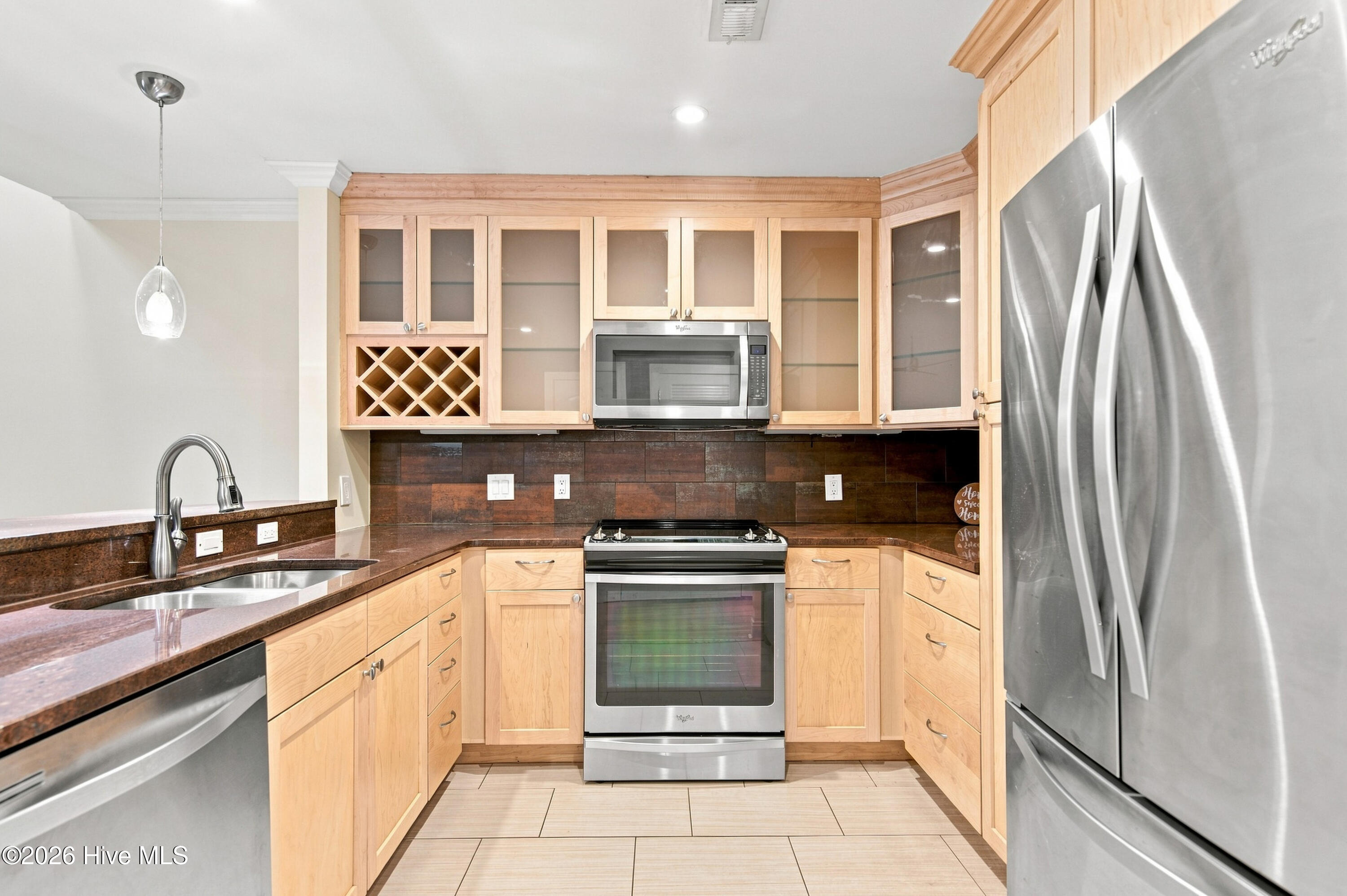 1800 Eastwood Road Apt 242 Property Photo 4
