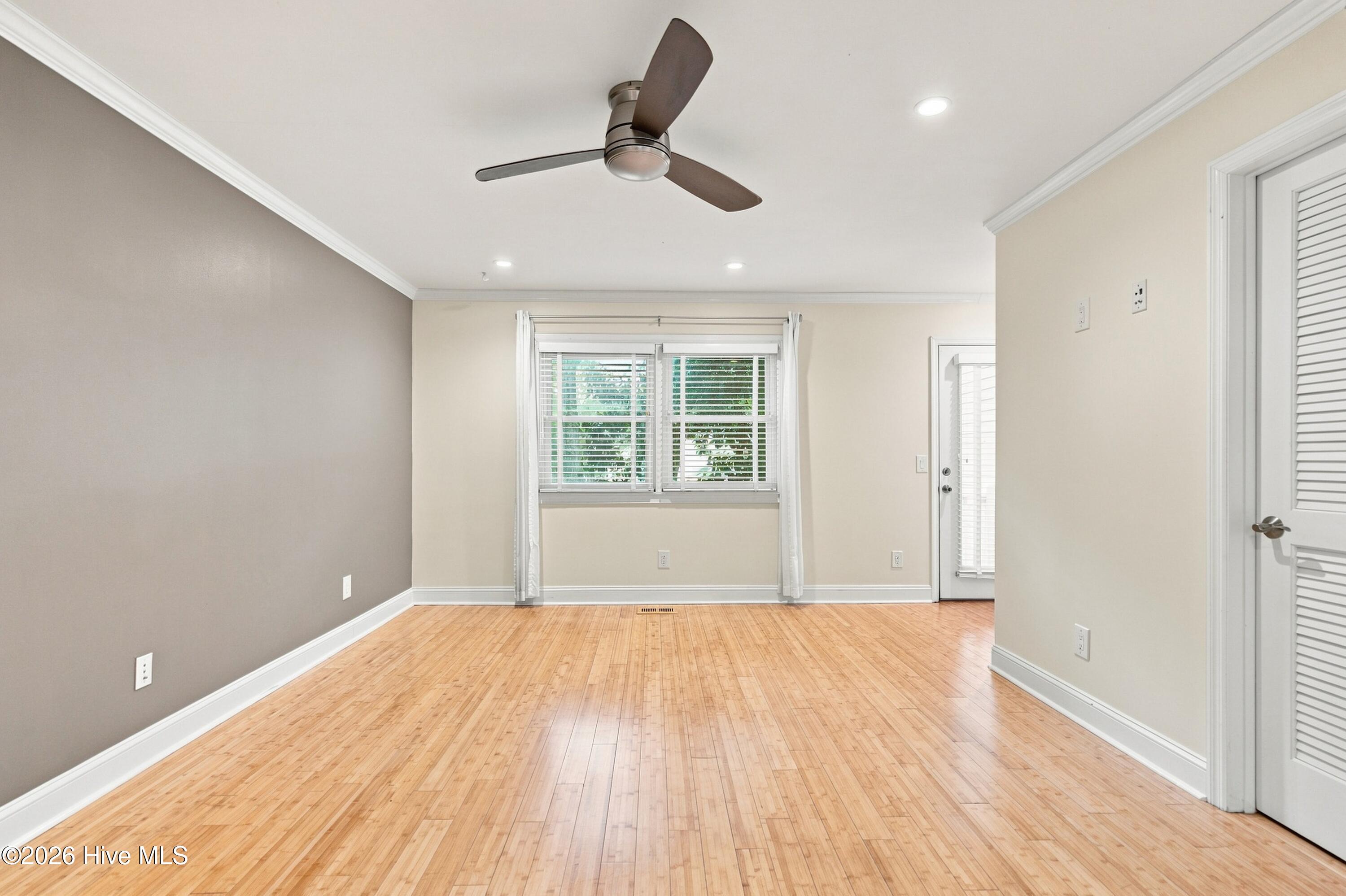 1800 Eastwood Road Apt 242 Property Photo 25