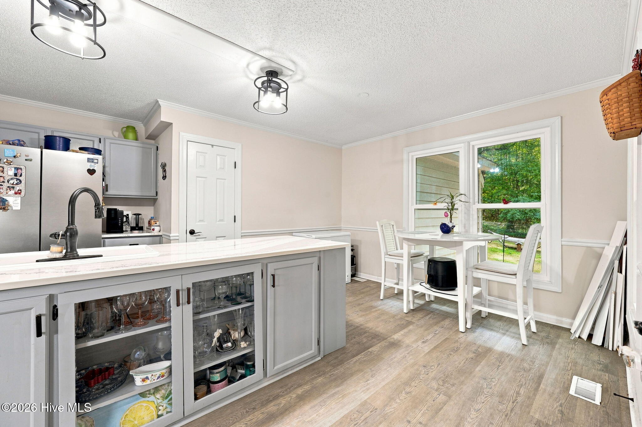 1006 River Hill Drive Property Photo 11