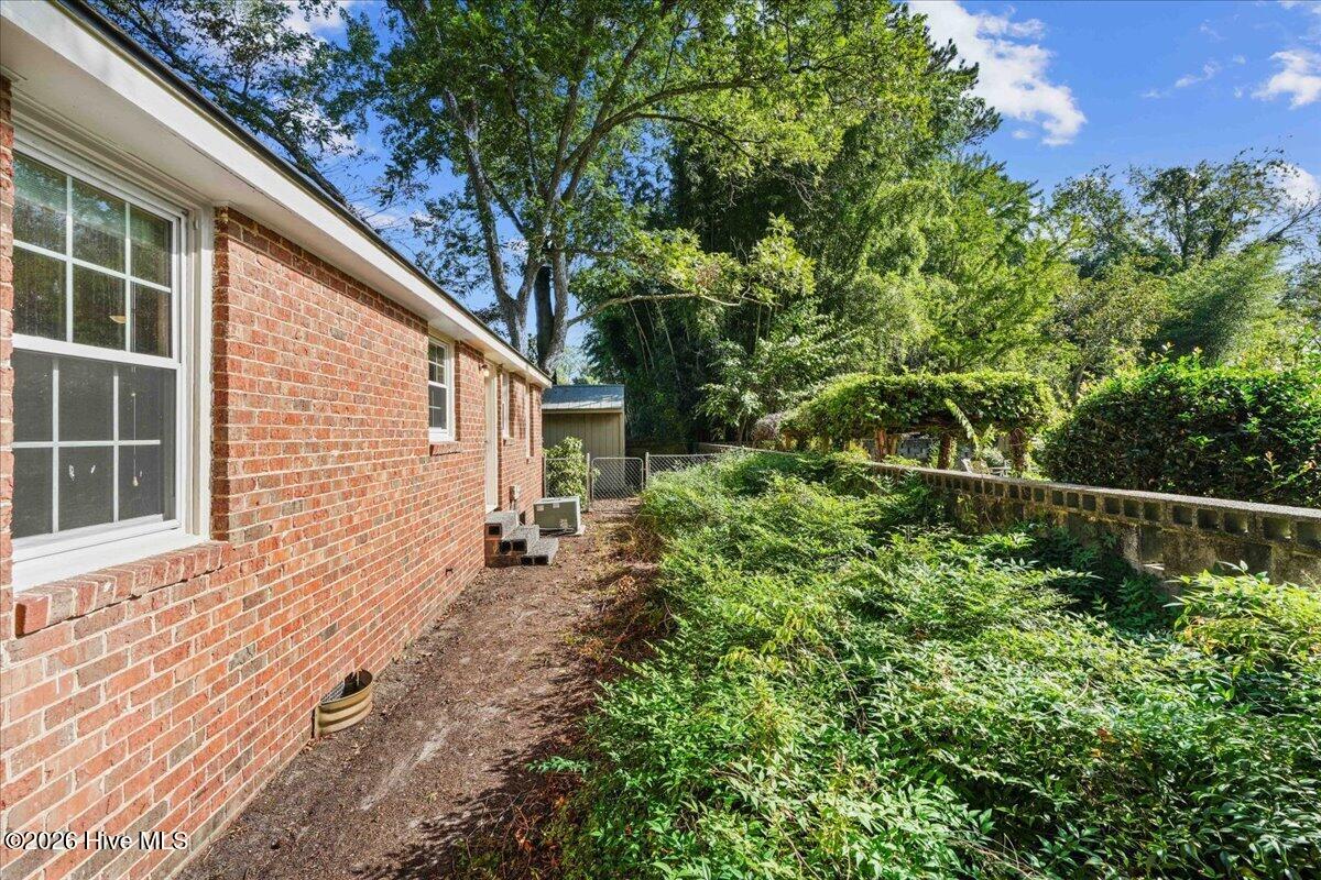 411 S 3rd Street Property Photo 13