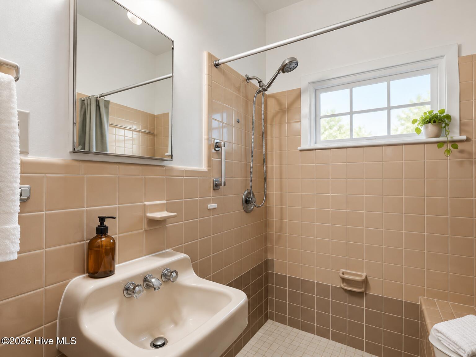 411 S 3rd Street Property Photo 15