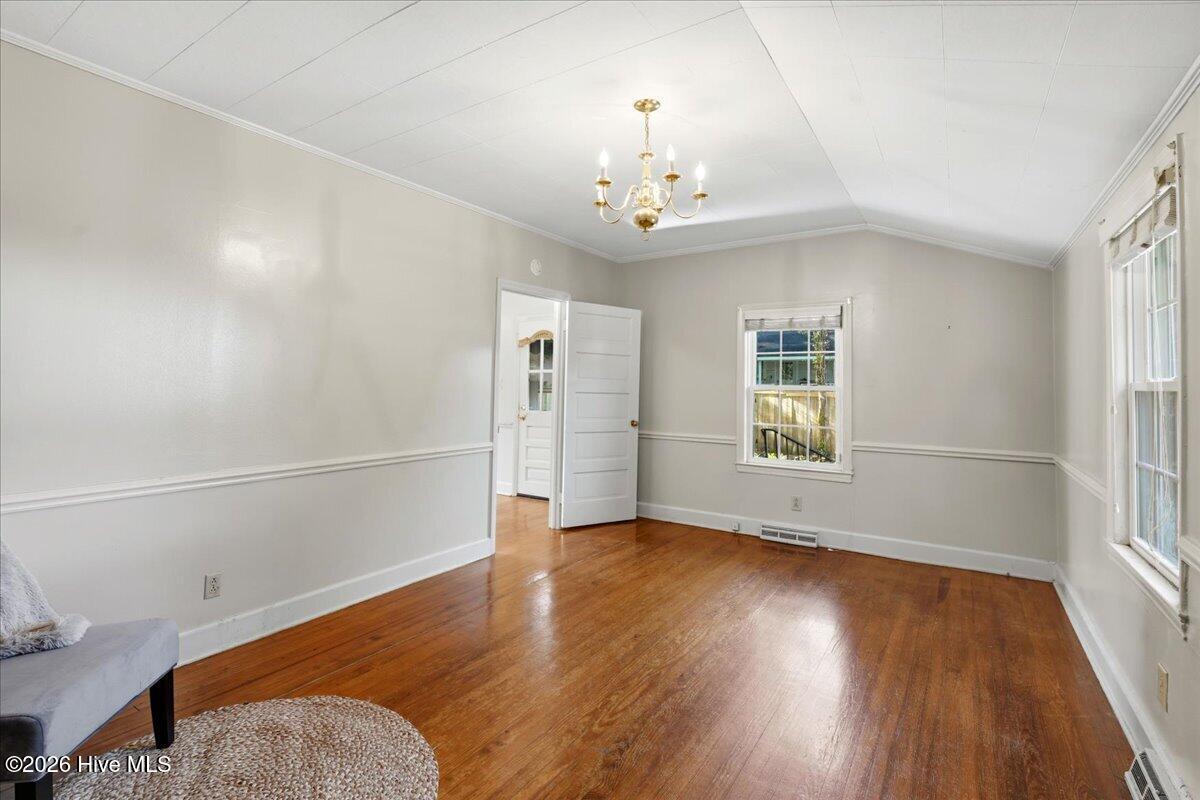 411 S 3rd Street Property Photo 23