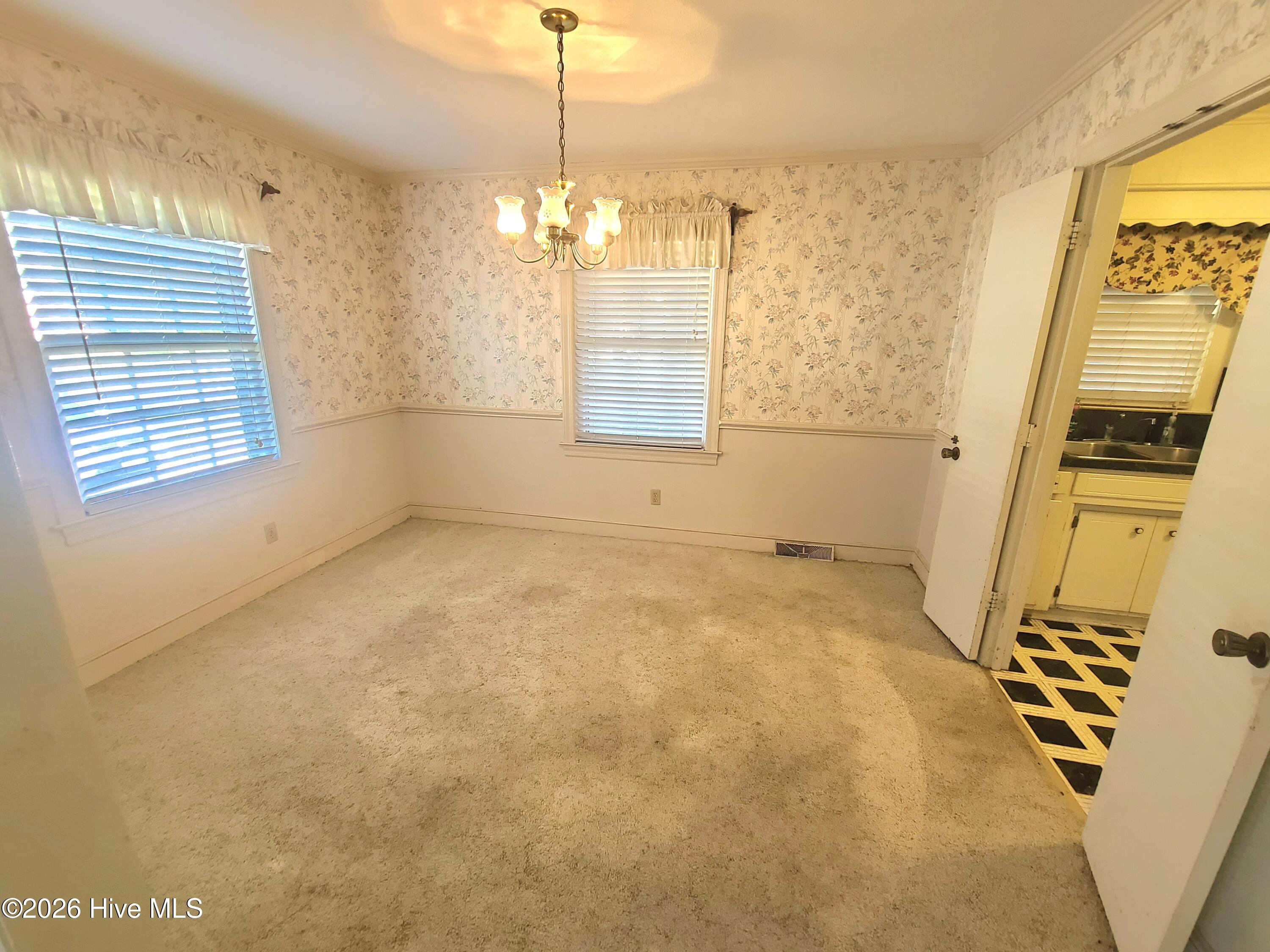 2904 Graham Drive Property Photo 6