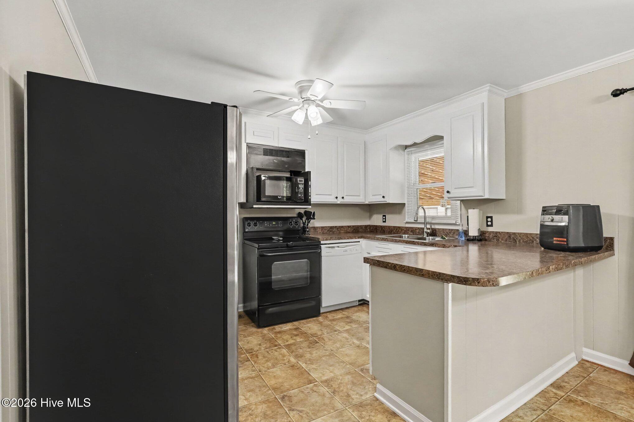 200 Paceville Road Property Photo 7