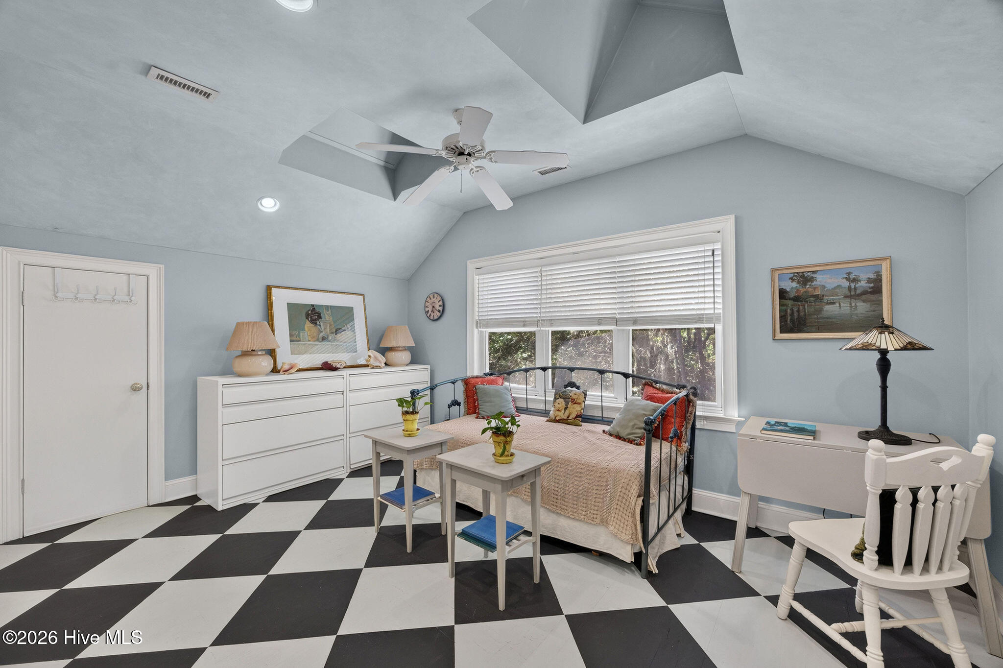 14 Gunnery Court Property Photo 38