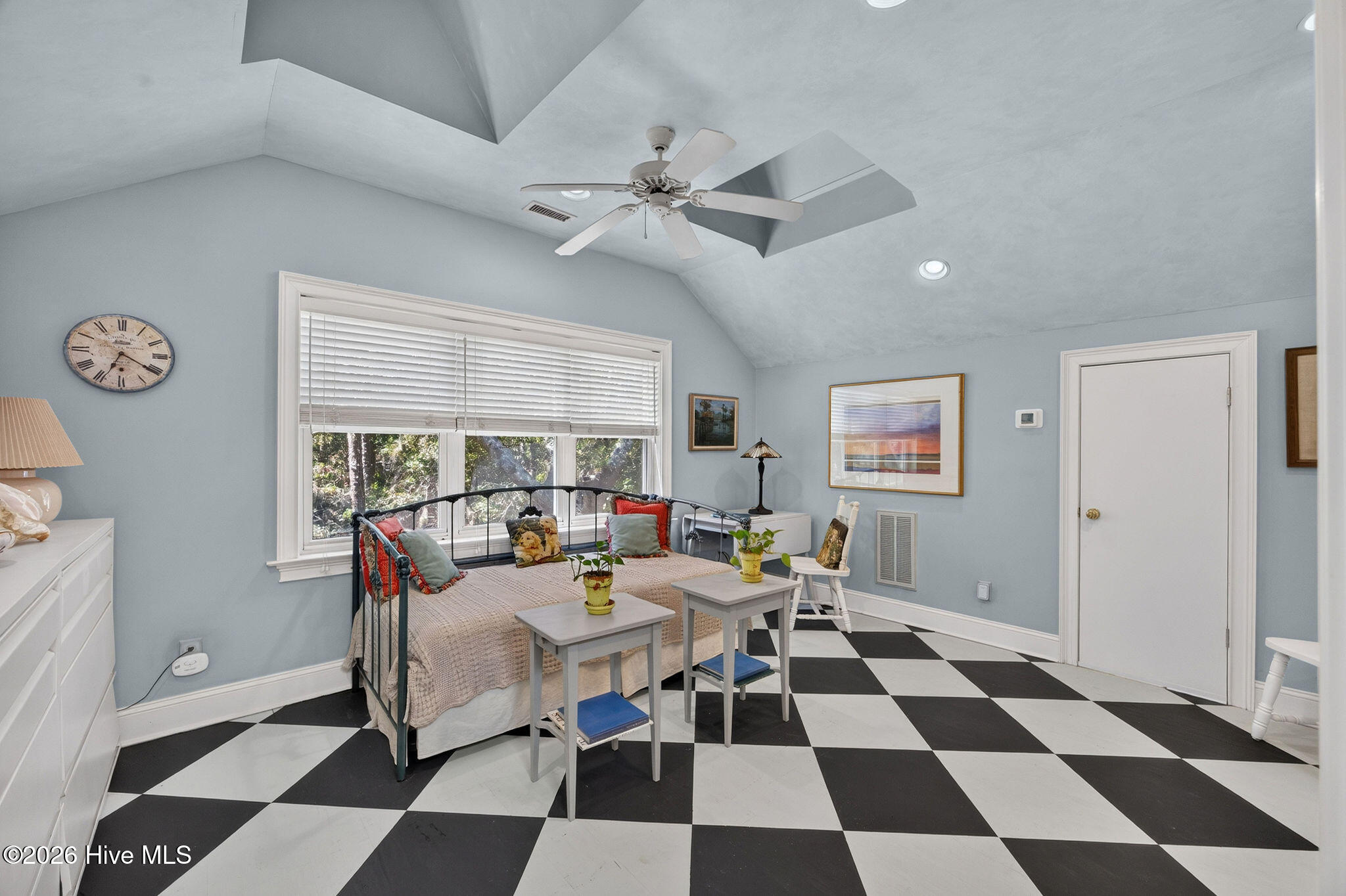14 Gunnery Court Property Photo 40