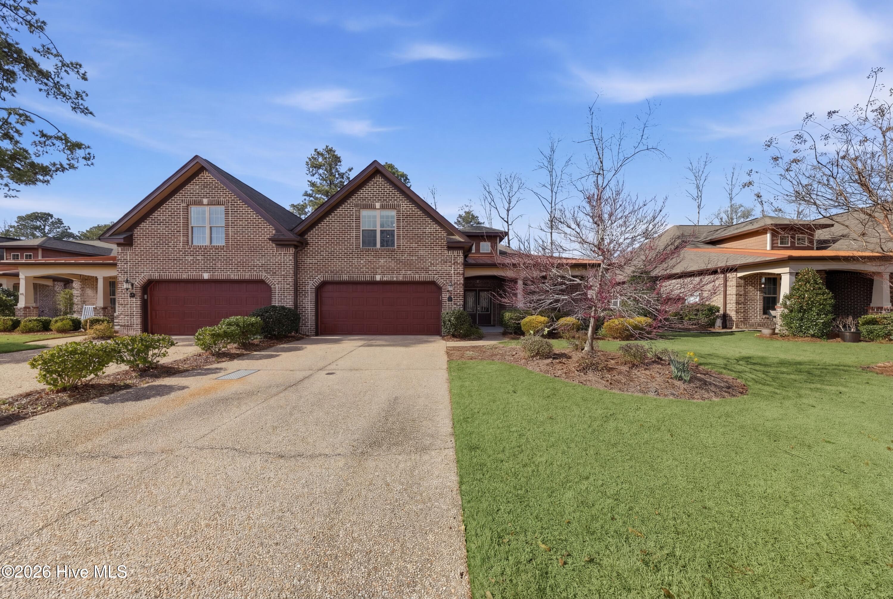 653 Jenoa Loop Property Photo 2