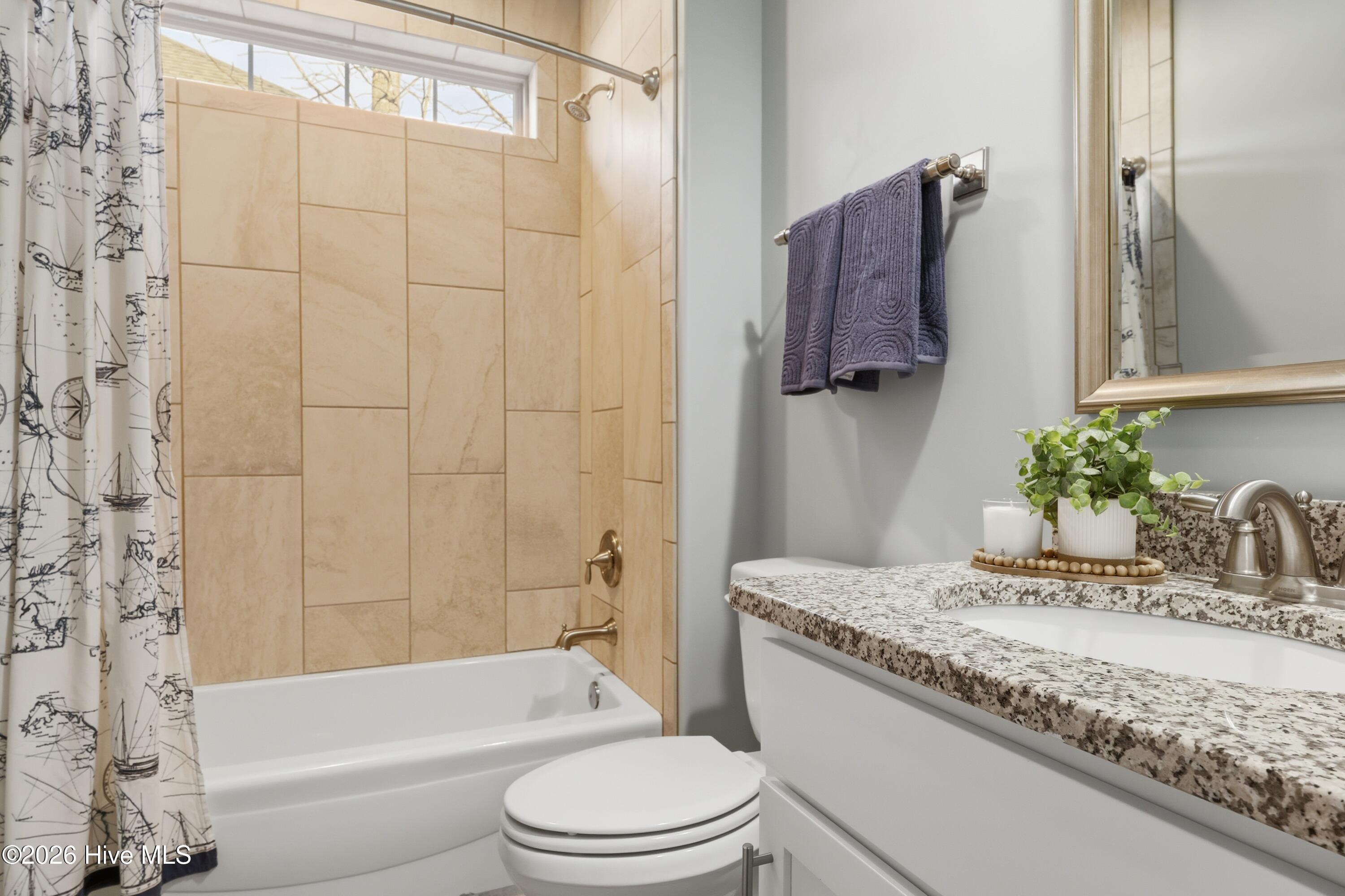653 Jenoa Loop Property Photo 15