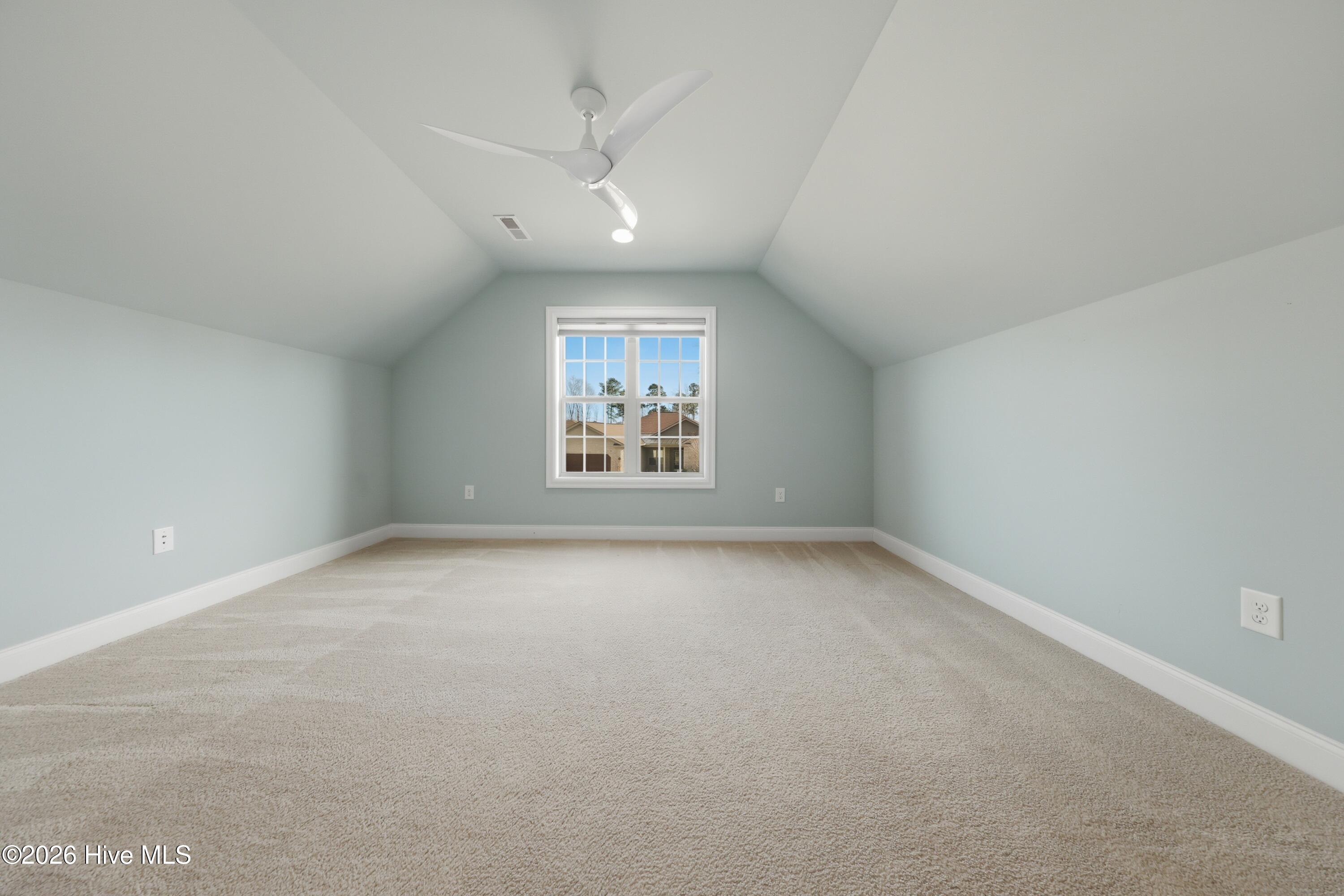 653 Jenoa Loop Property Photo 53