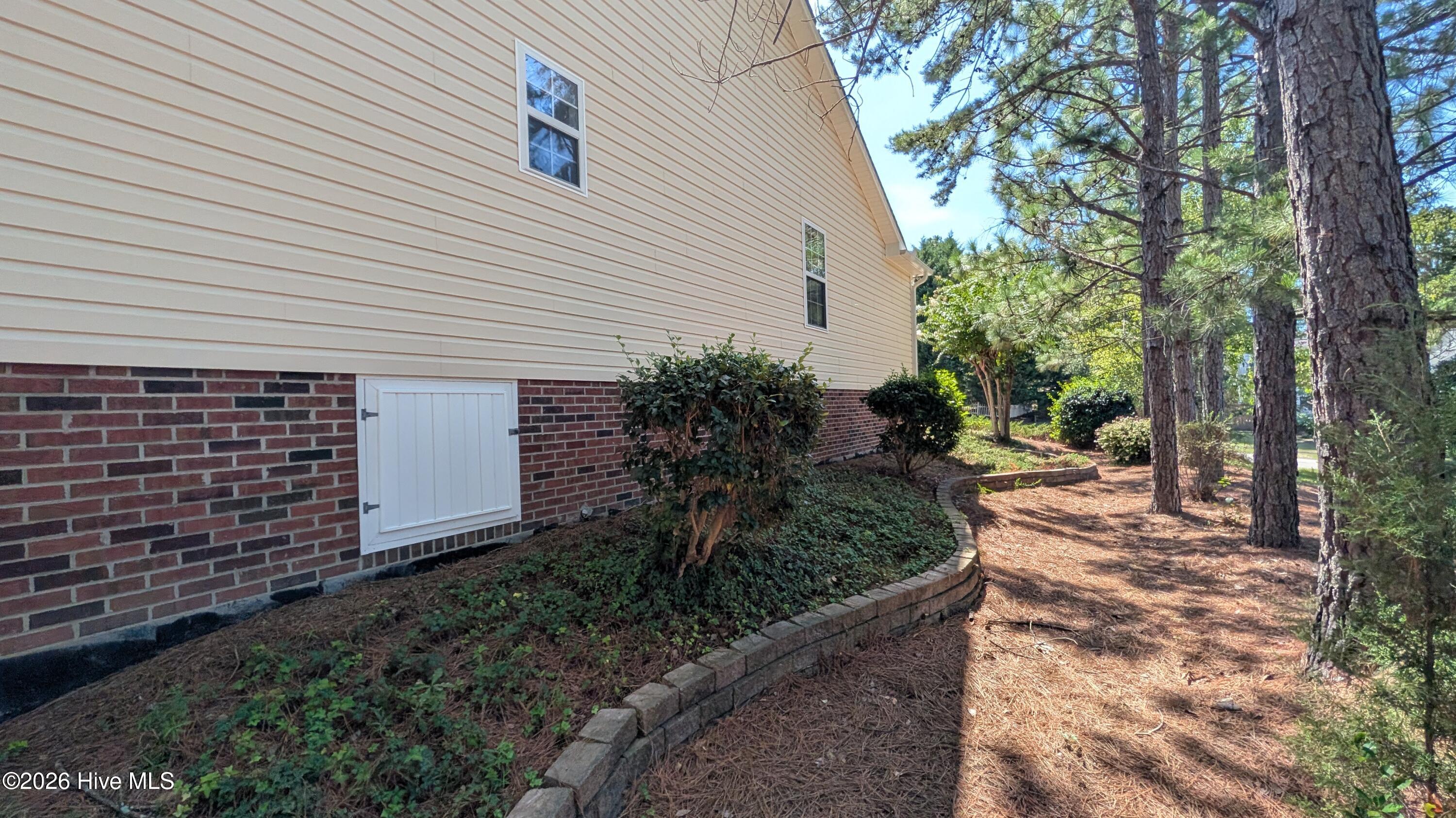 320 Fox Run Road Property Photo 11