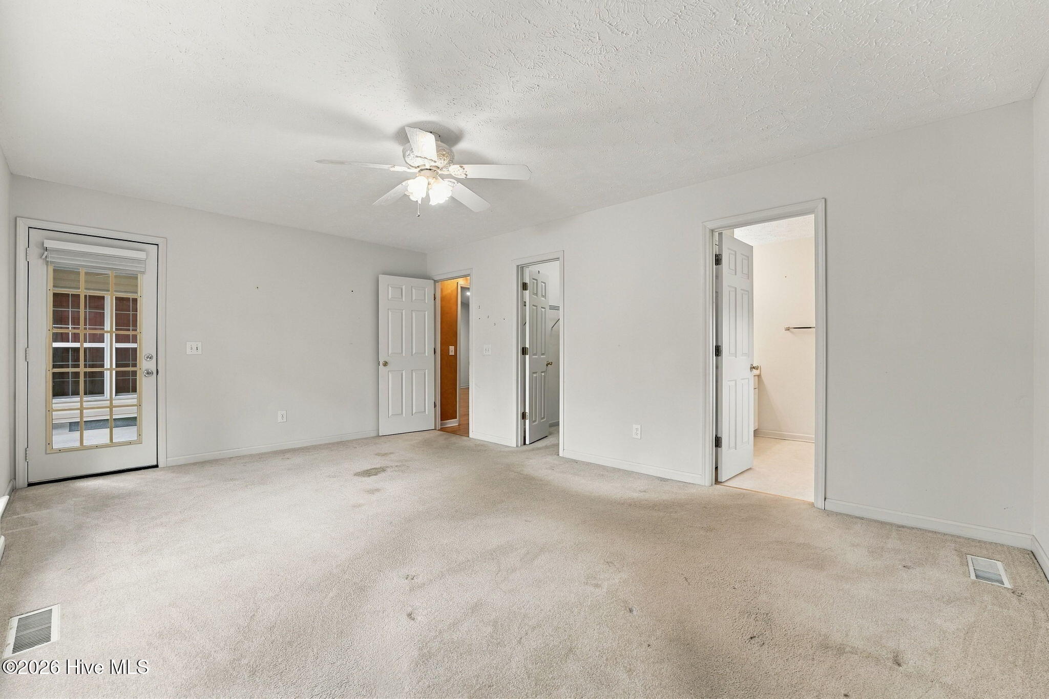 320 Fox Run Road Property Photo 18
