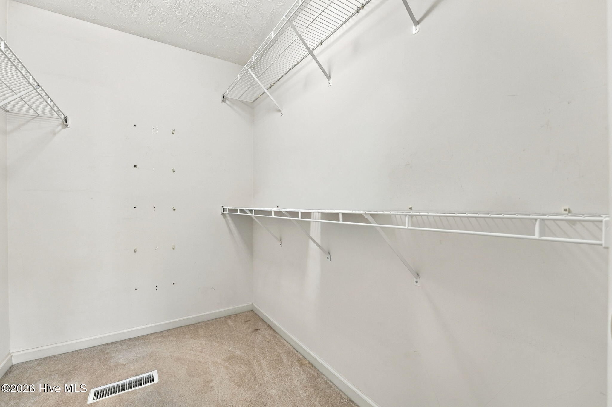 320 Fox Run Road Property Photo 19