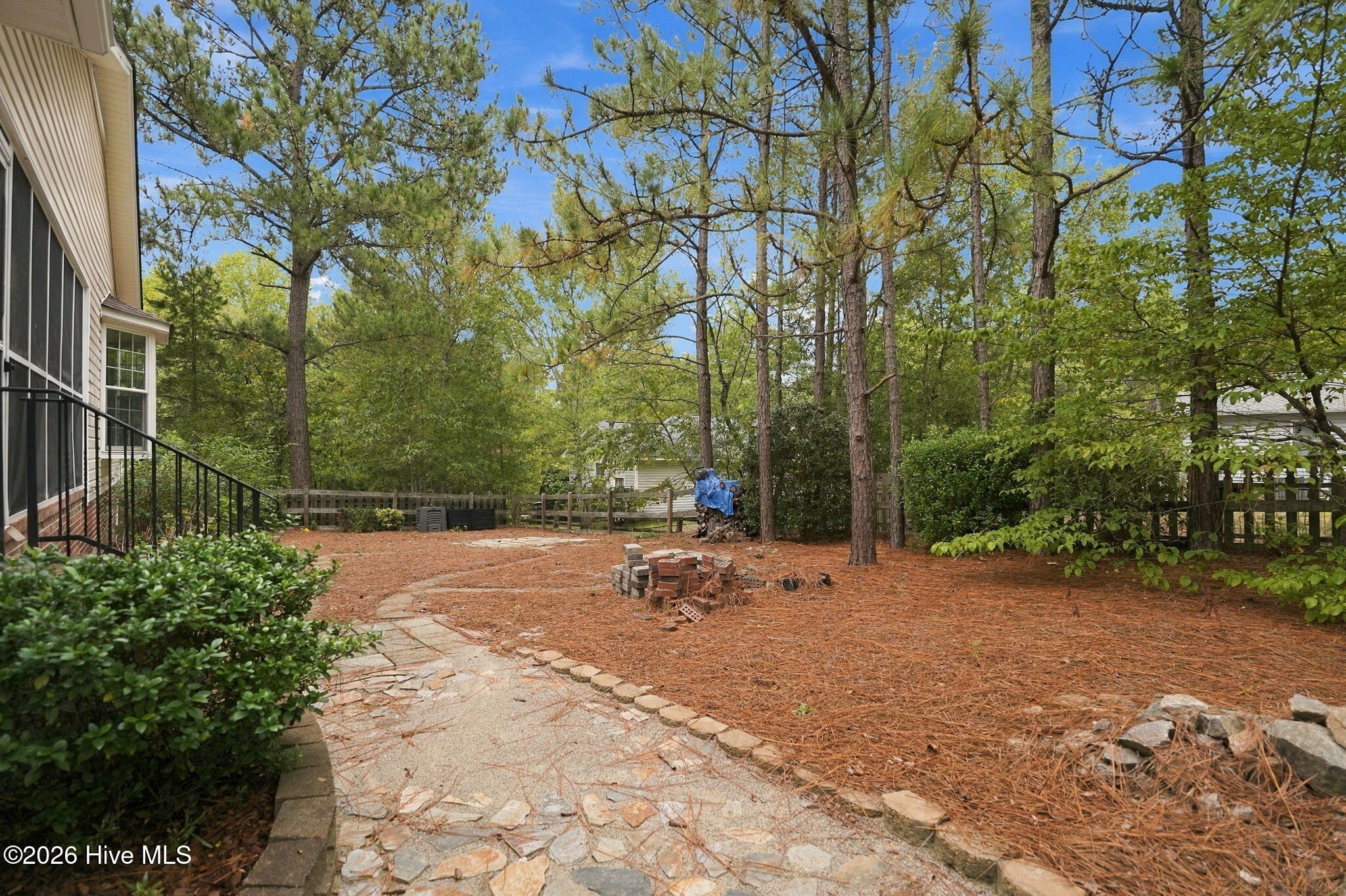 320 Fox Run Road Property Photo 33