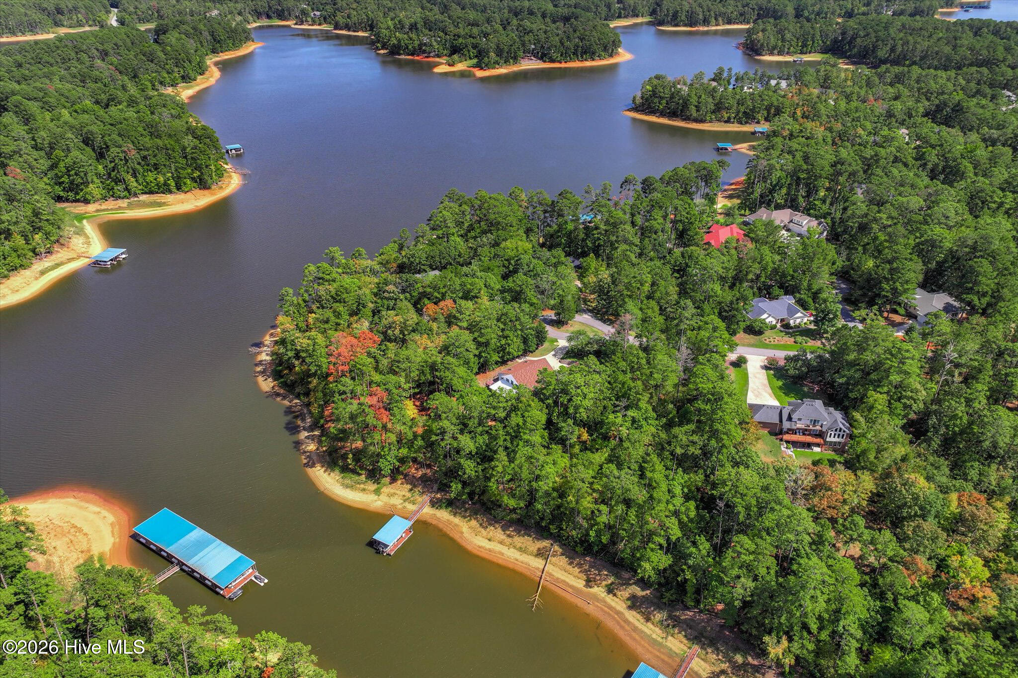 128 Waters Edge Drive Property Photo 6